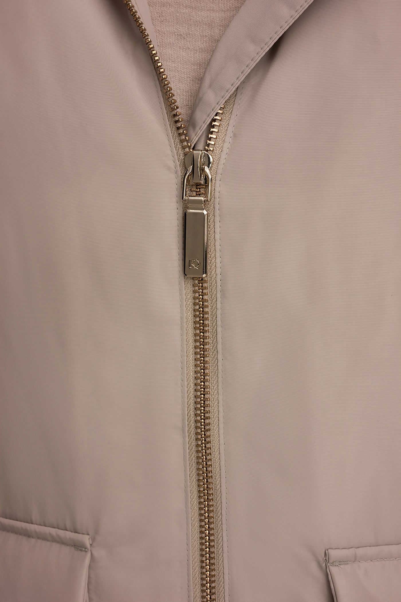 HOODED LIGHT QUILT JACKET VIEW 6 | Donna Karan Weekend