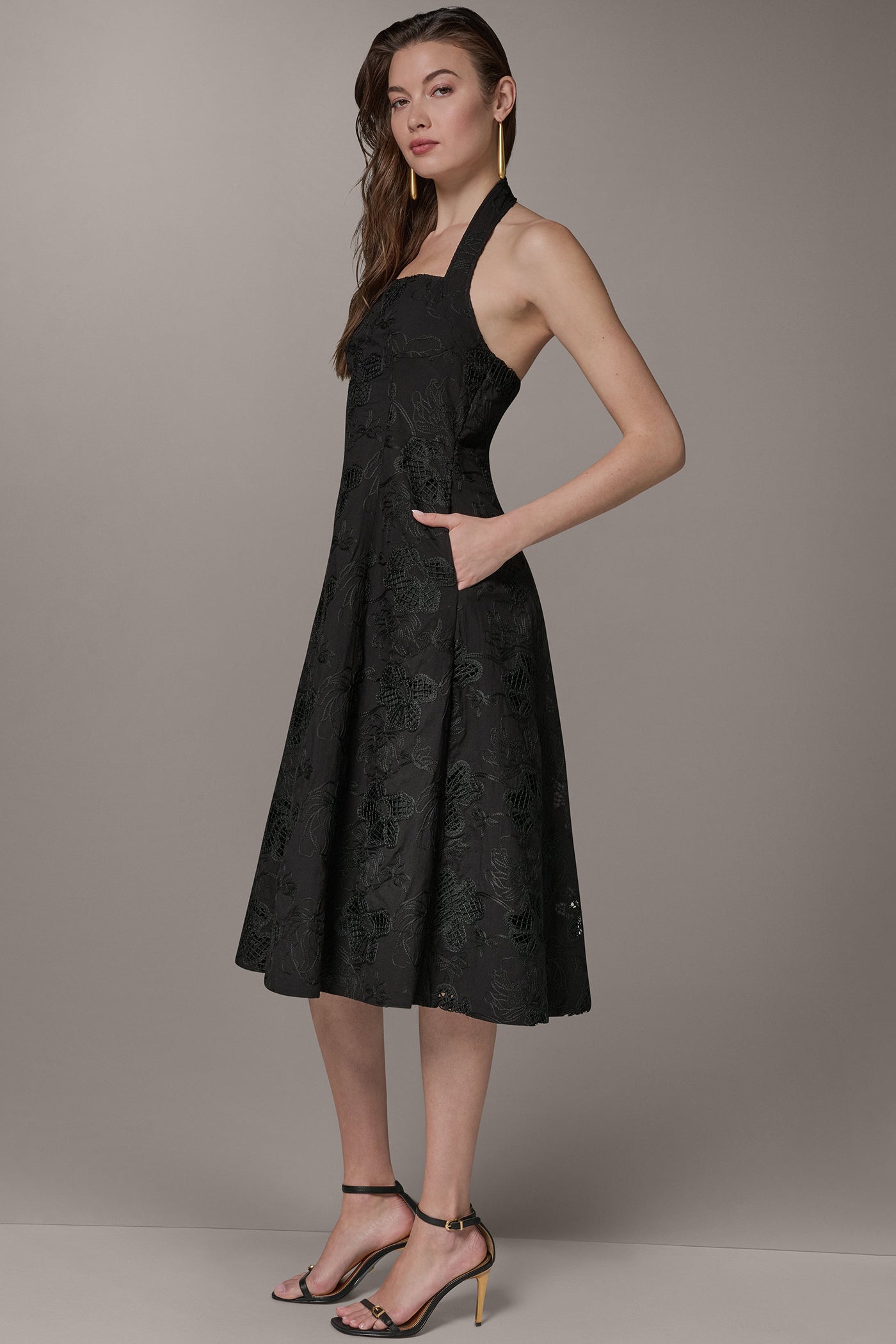 SLEEVELESS SWEETHEART MIDI HALTER DRESS VIEW 3 | Cocktail & Party