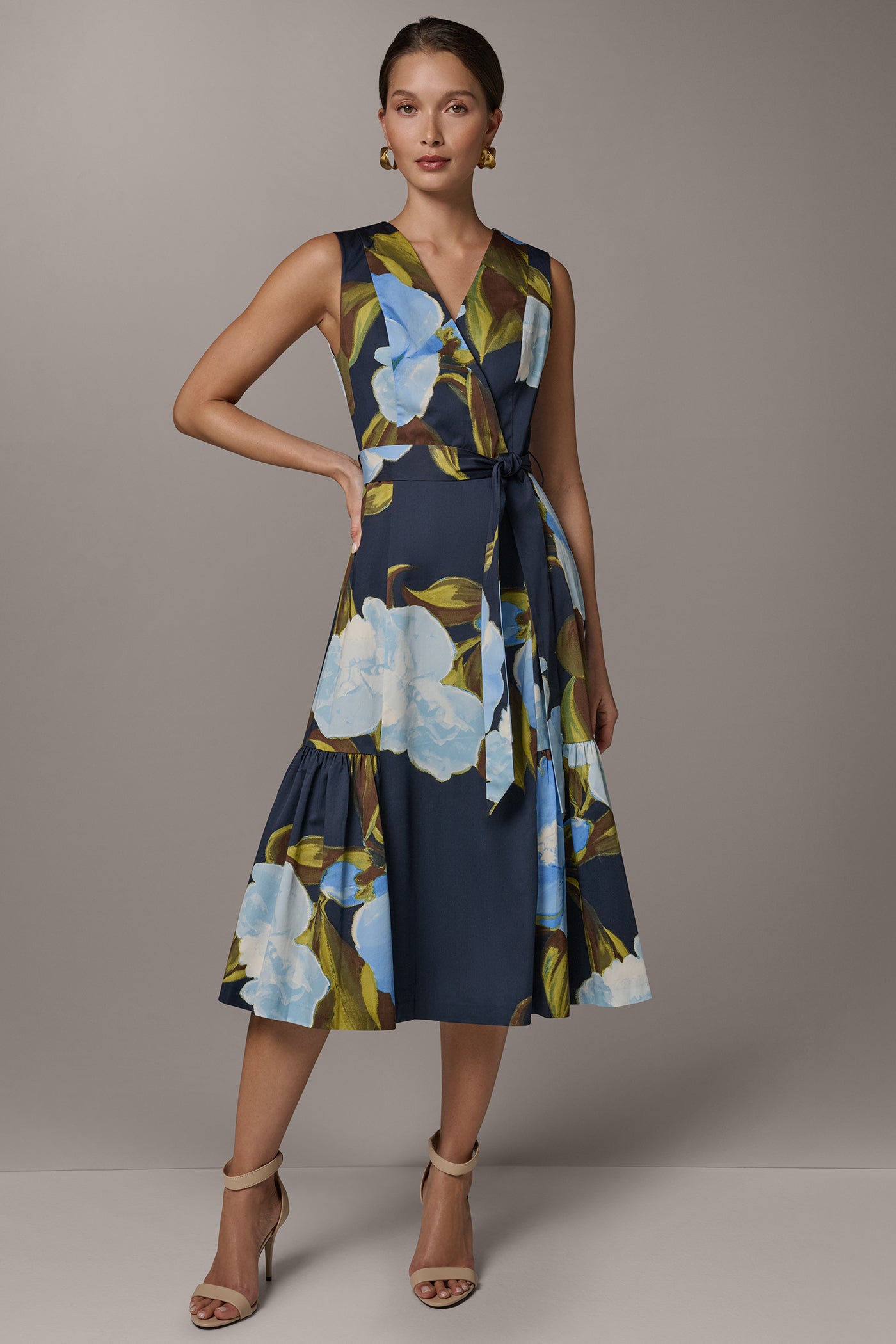 SLEEVELESS WRAP-EFFECT MIDI DRESS VIEW 8 | New clothing