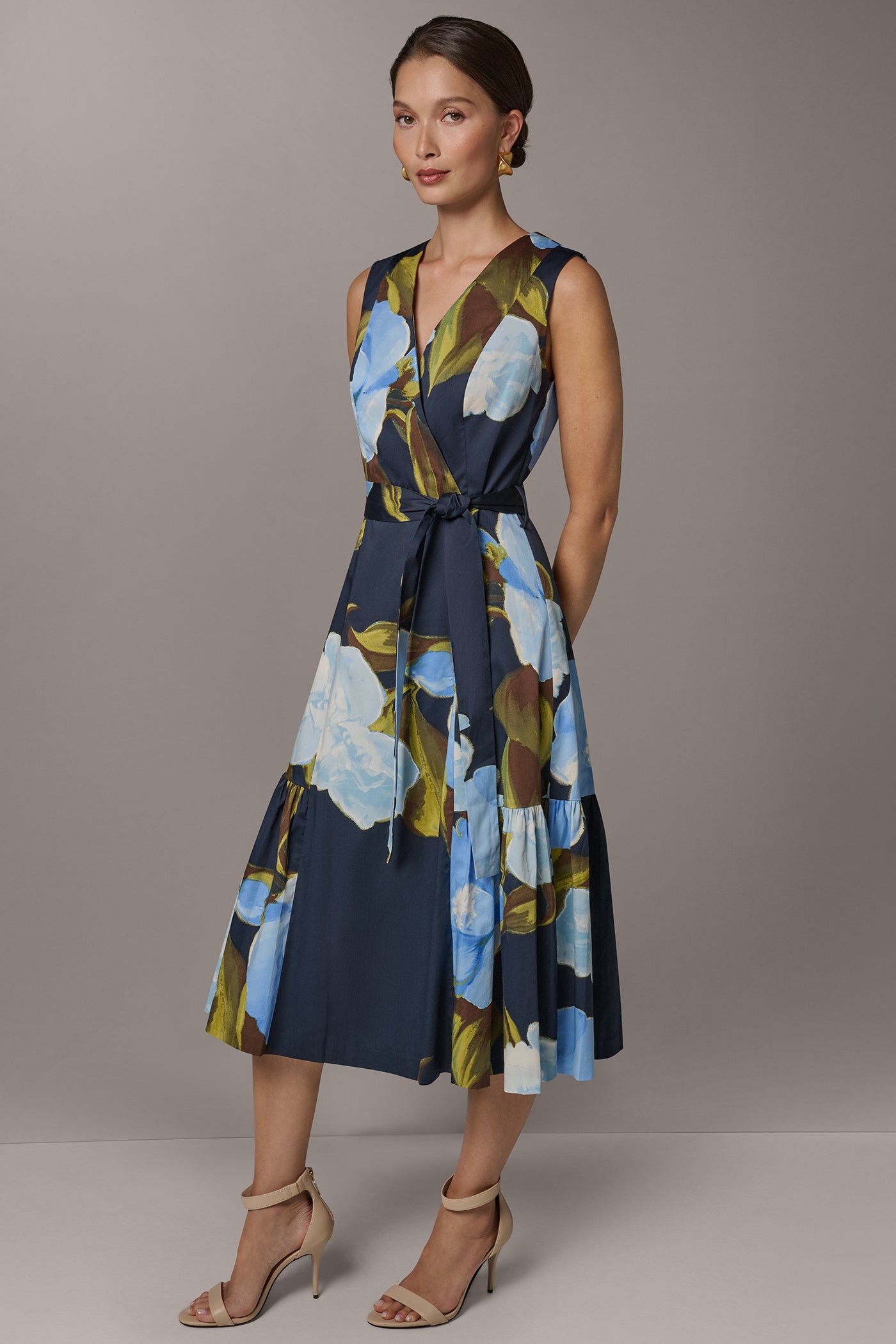 SLEEVELESS WRAP-EFFECT MIDI DRESS VIEW 3 | New clothing