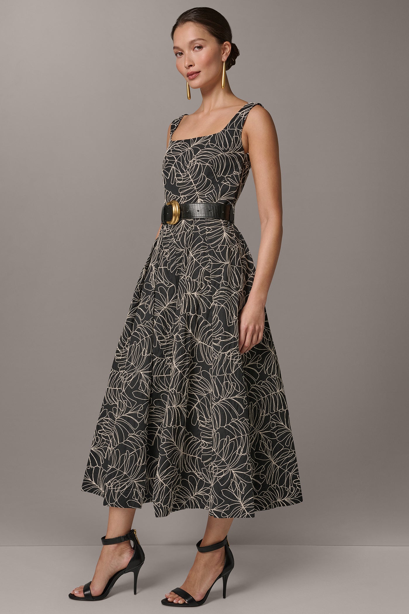 Donna Karan Women's Sleeveless Pleated Midi A-Line Dress in Black/Light Canvas Donna Karan Women's Sleeveless Pleated Midi A-Line Dress in Black/Light Canvas