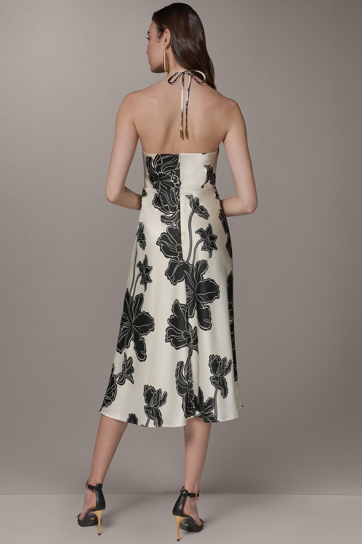 SLEEVELESS FLORAL MIDI HALTER DRESS (alternate view)