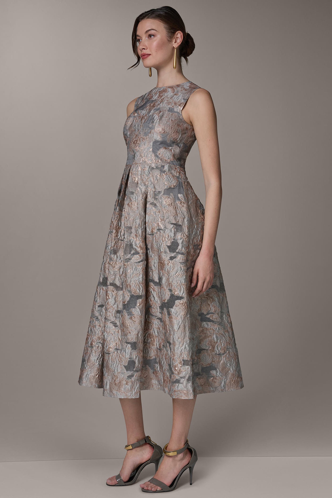 SLEEVELESS FLORAL MIDI FIT AND FLARE VIEW 4 | Dresses & Jumpsuits