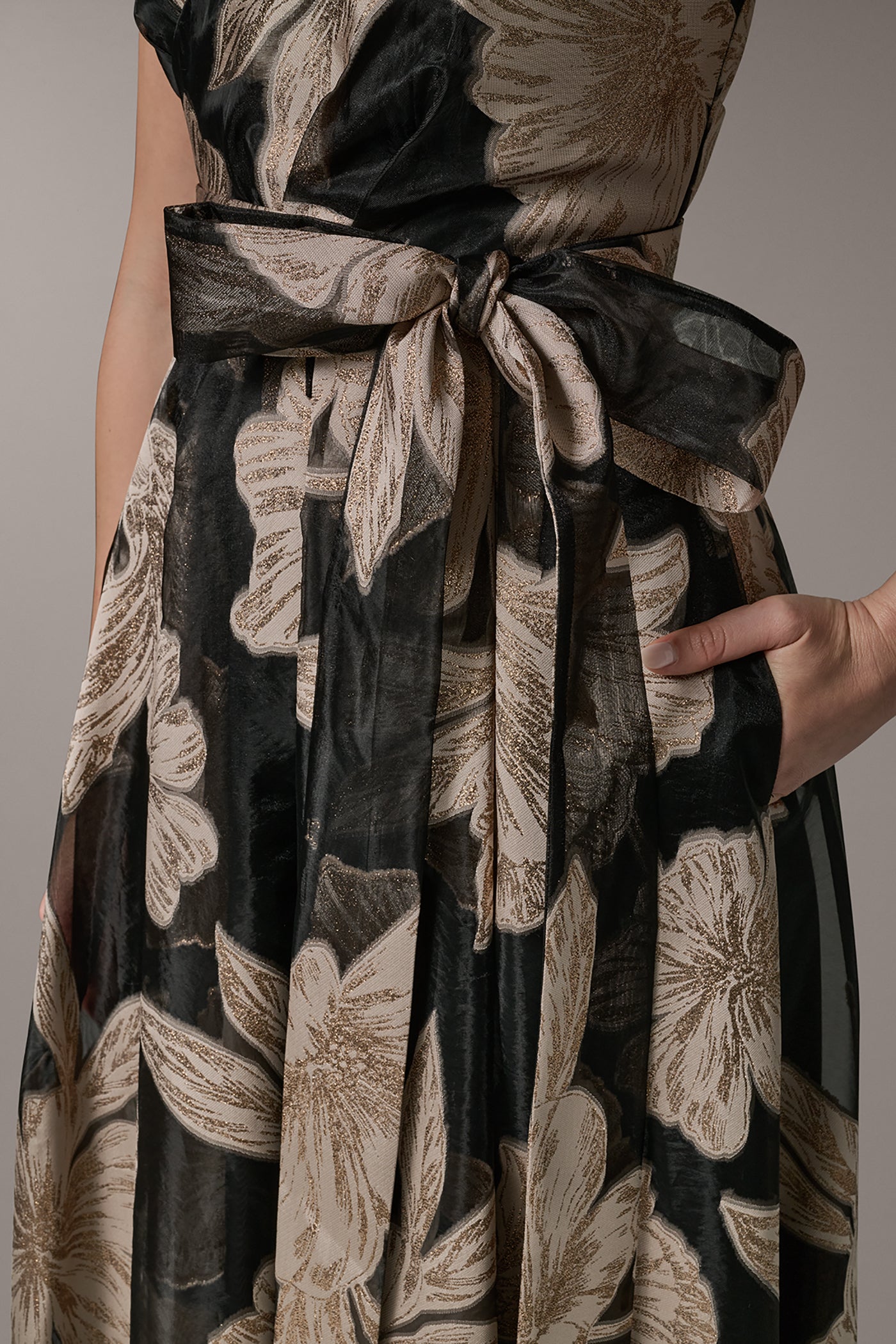 STRAPLESS SWEETHEART METALLIC FLORAL BALL GOWN VIEW 6 | Summer Collection
