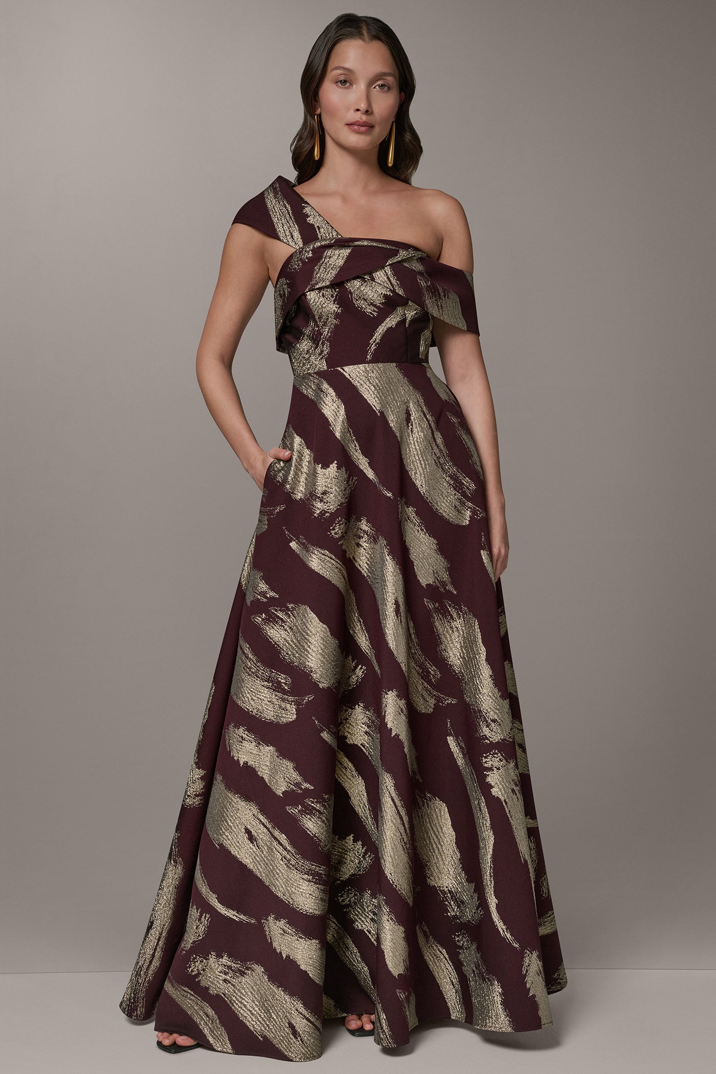donna karan metallic dress Donna Karan Women's One Shoulder Floral Trumpet Gown Dress in Prune Multi Purple, Size 8