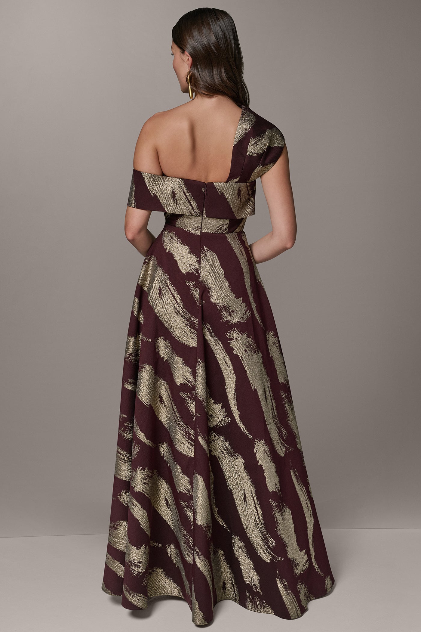 ONE SHOULDER METALLIC BRUSHTROKE GOWN VIEW 4 | Event Dresses