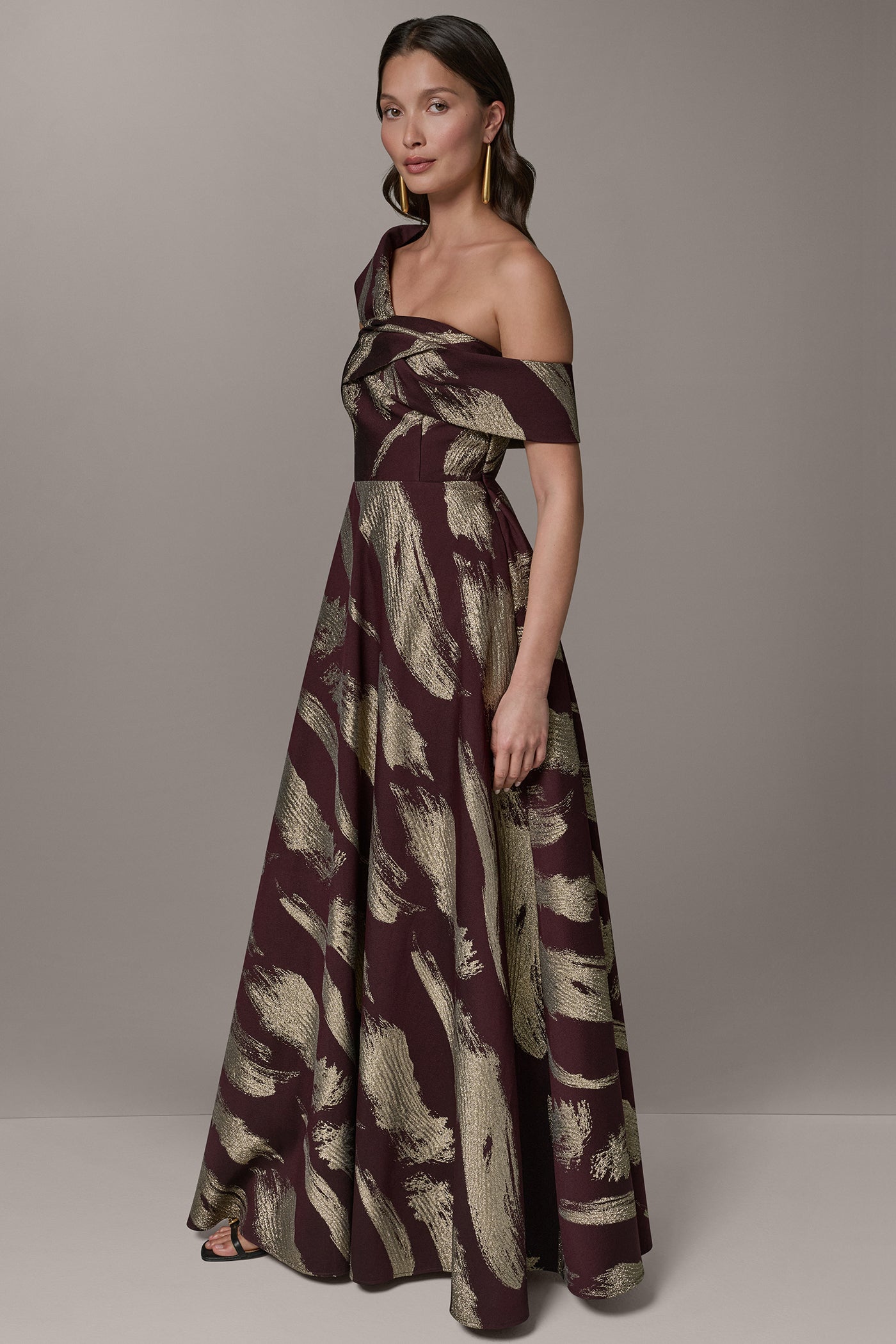 ONE SHOULDER METALLIC BRUSHTROKE GOWN VIEW 3 | Event Dresses