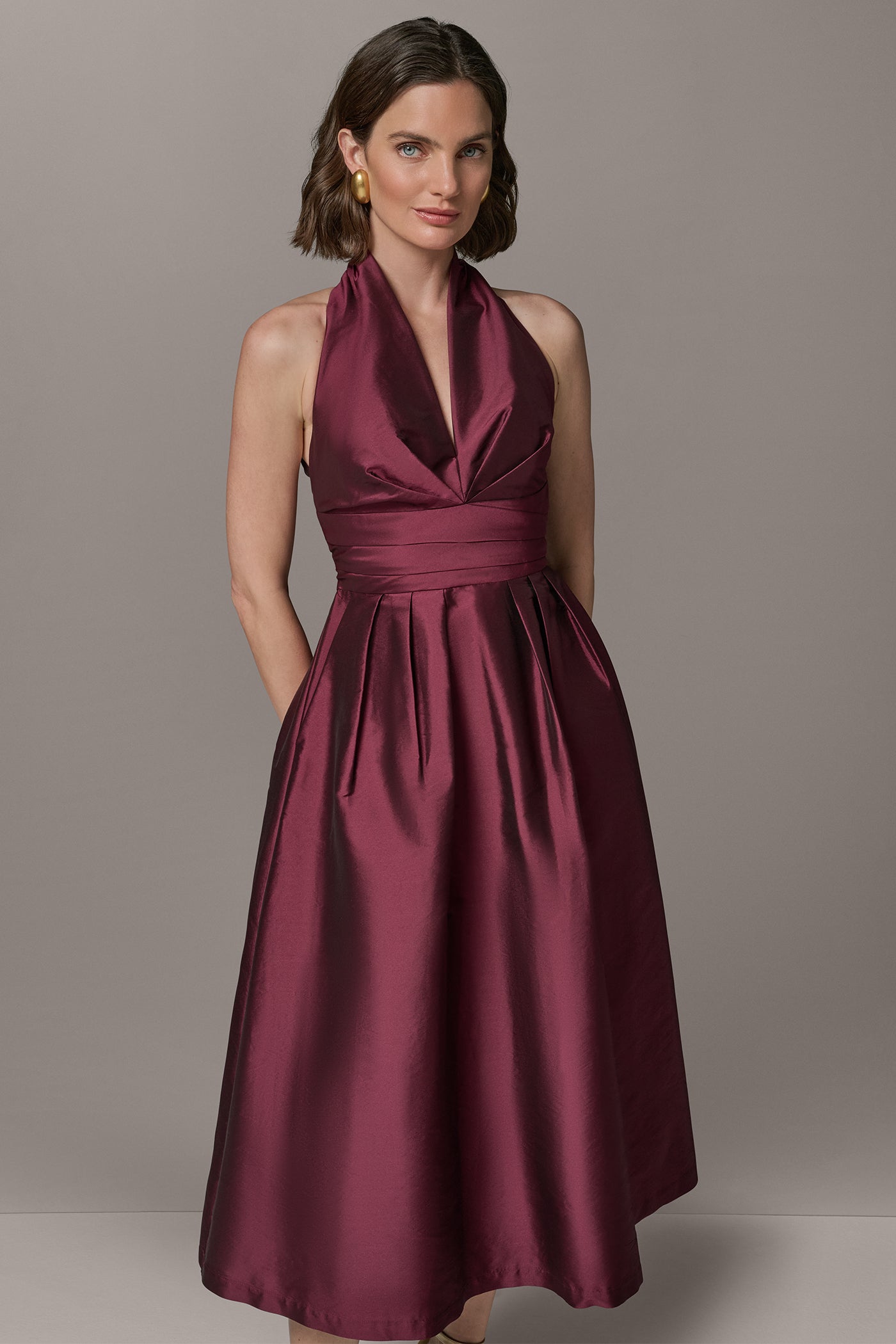 SLEEVELESS V-NECK TAFFETA MIDI COCKTAIL DRESS (alternate view)