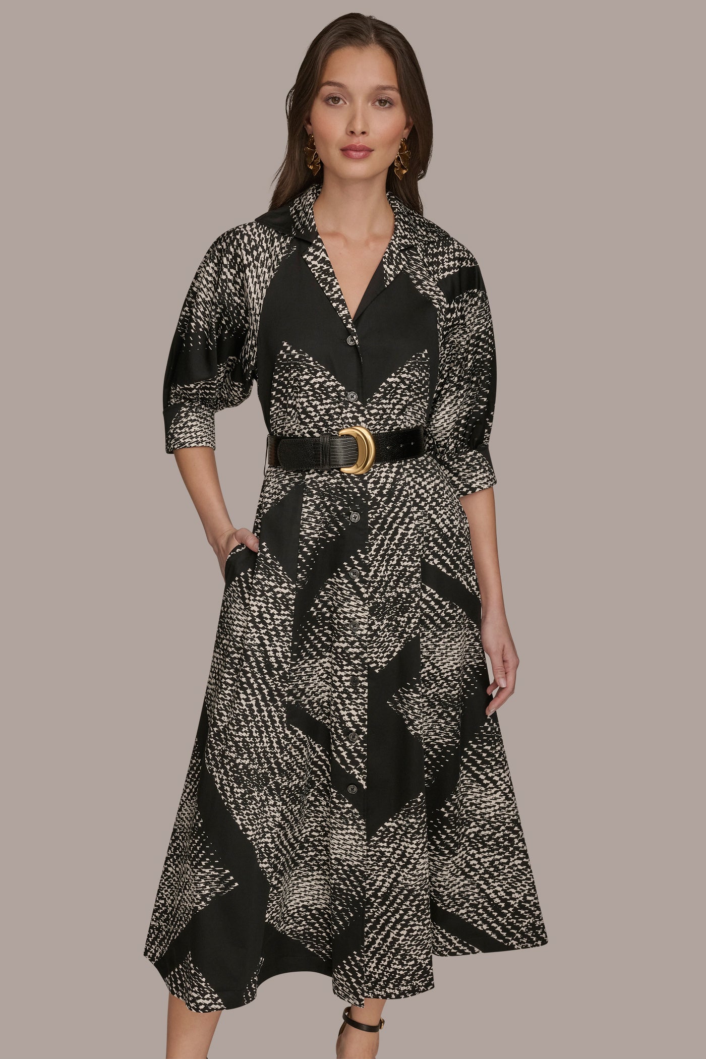 SHORT SLEEVE ABSTRACT BELTED MIDI SHIRT DRESS VIEW 4 | Essential Dresses