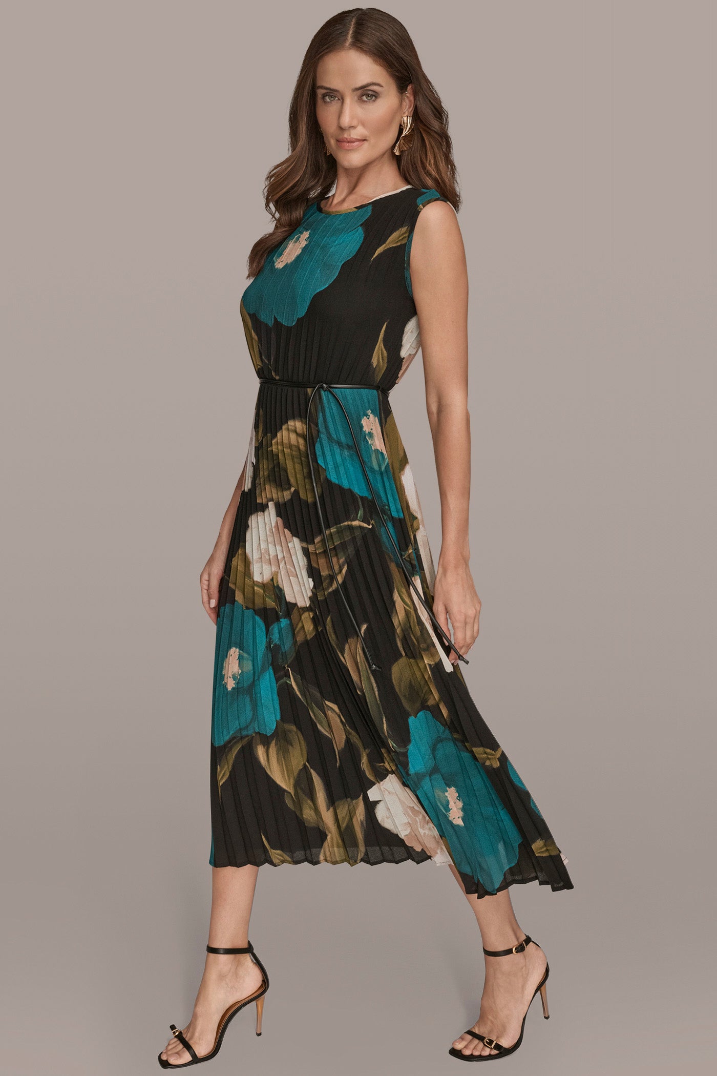 BELTED FLORAL PLEATED MAXI DRESS VIEW 3 | Fall Collection