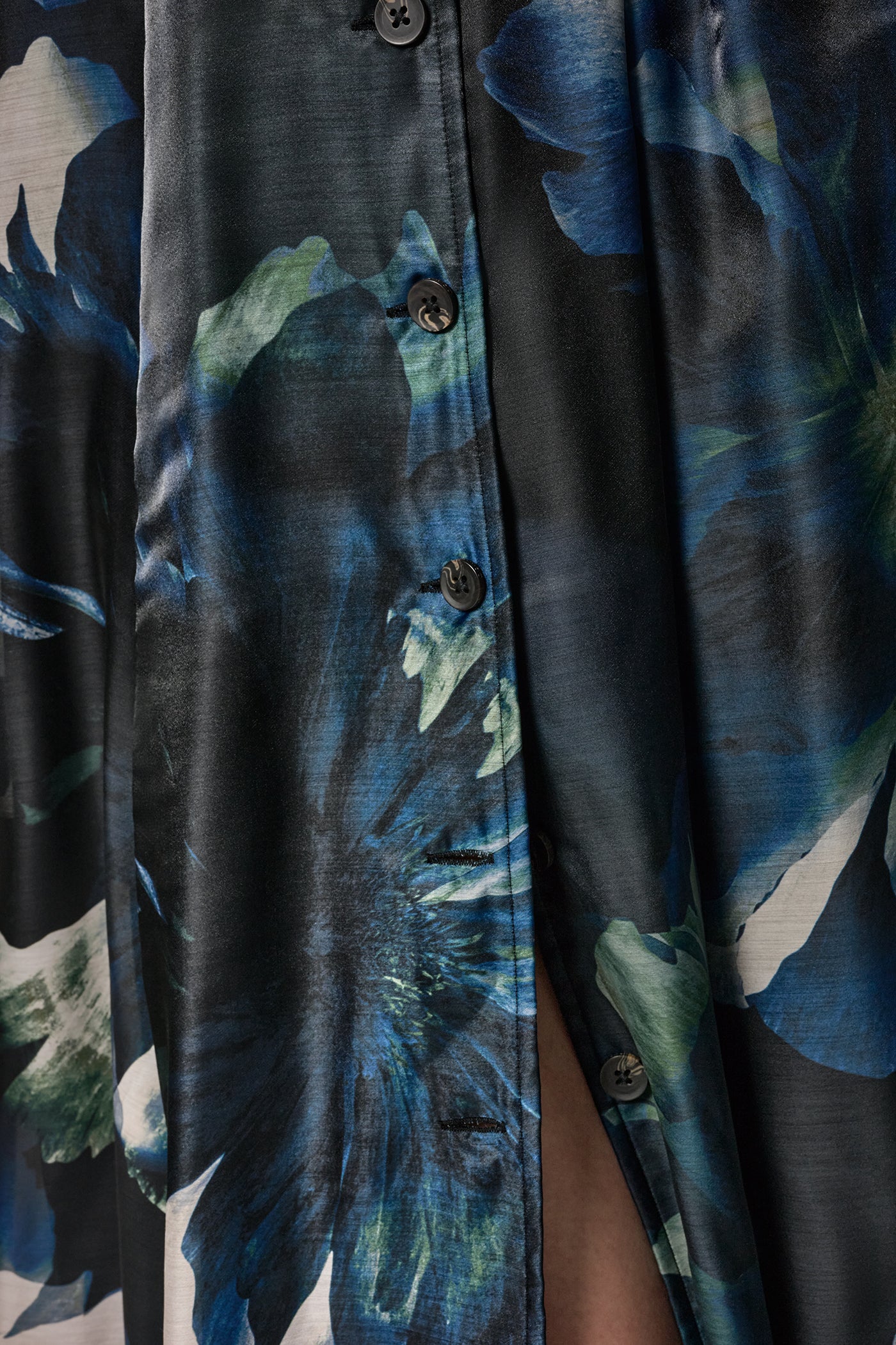 PUFF SLEEVE FLORAL MIDI SHIRT DRESS VIEW 8