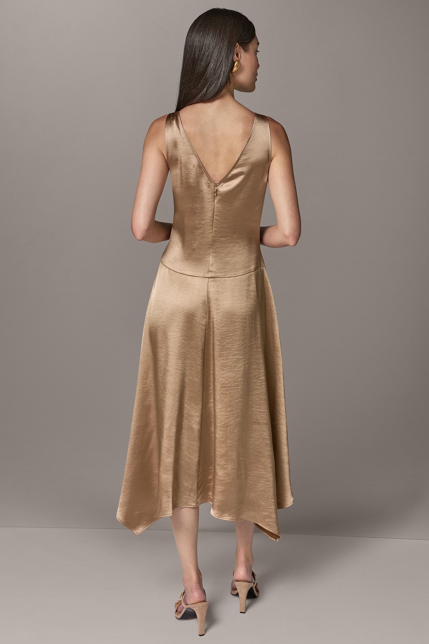 ASYMMETRIC WRAP-EFFECT MIDI DRESS VIEW 5