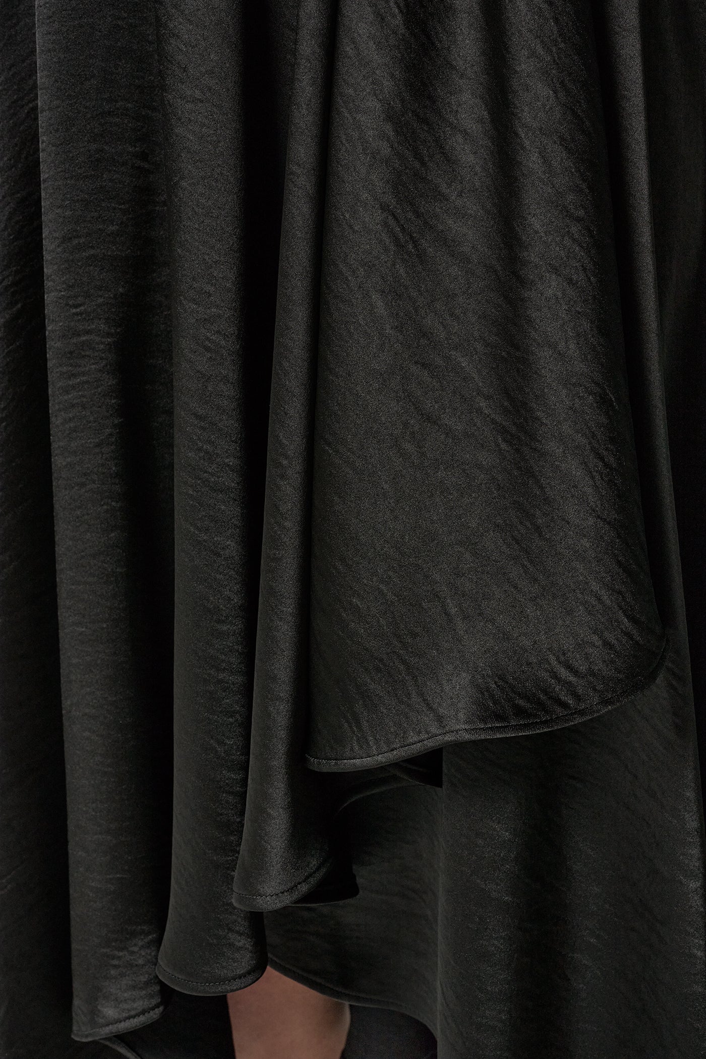 ASYMMETRIC WRAP-EFFECT MIDI DRESS VIEW 6