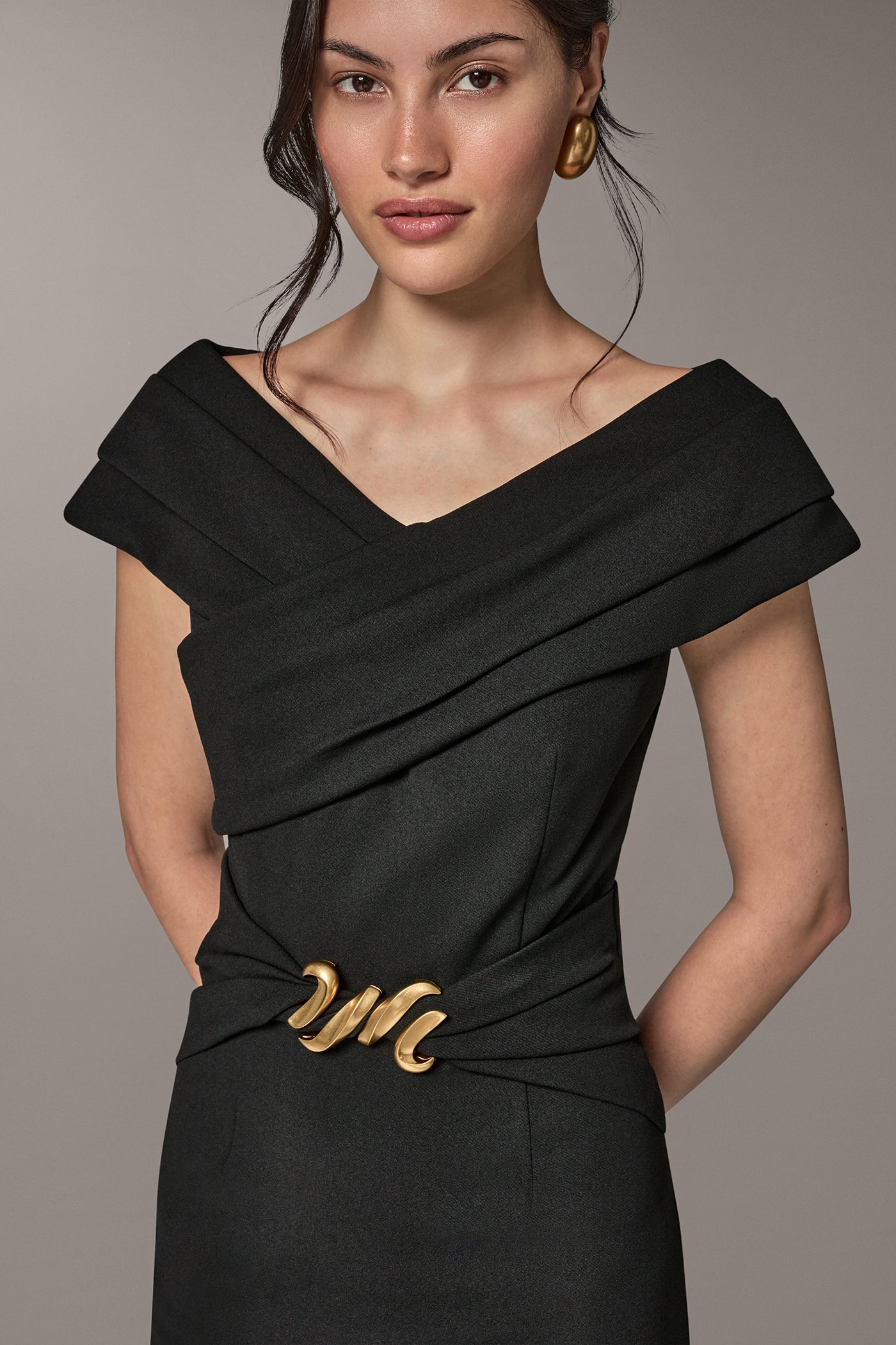 PORTRAIT NECK MIDI SHEATH DRESS VIEW 2