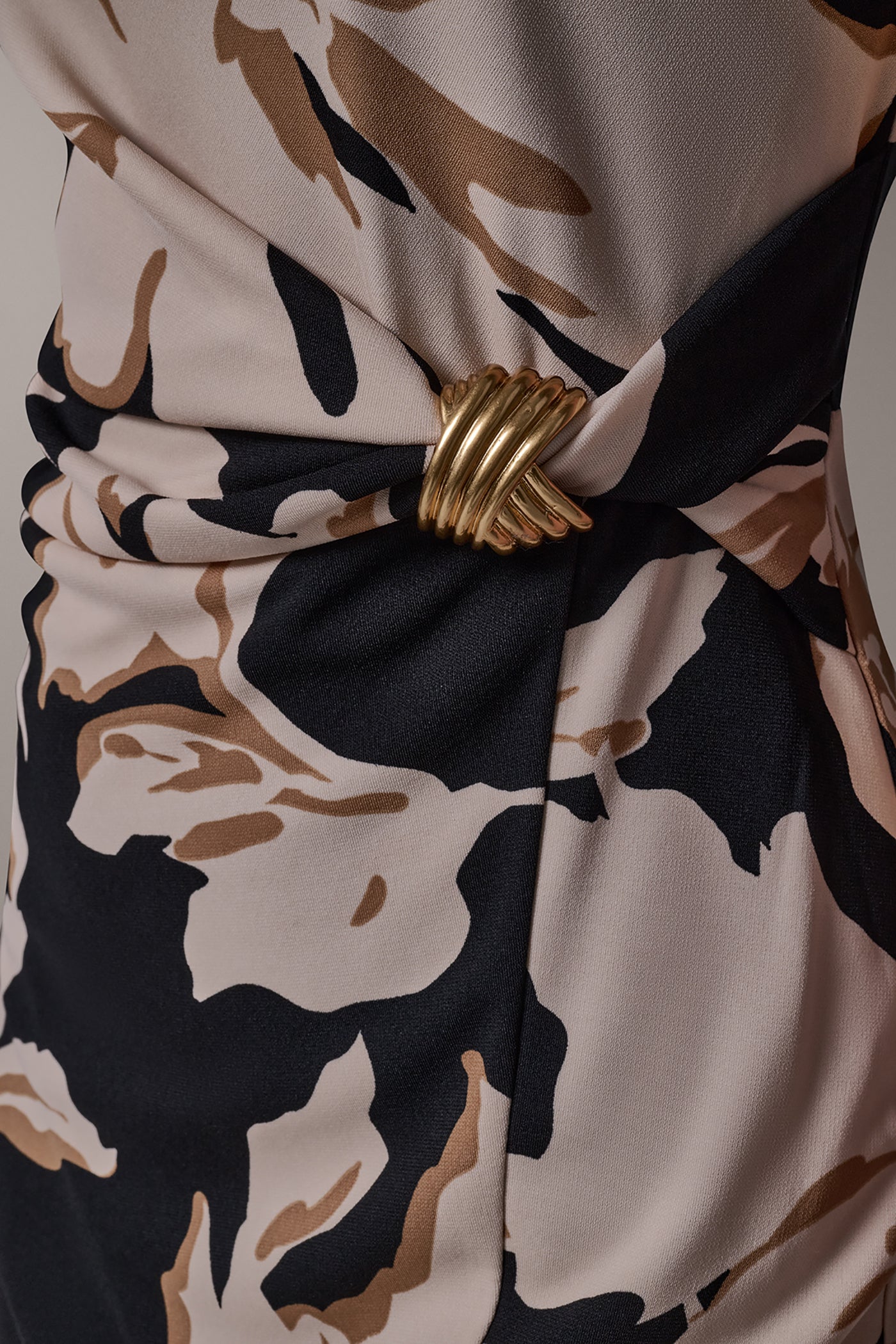 FLORAL MIDI SHEATH DRESS VIEW 5