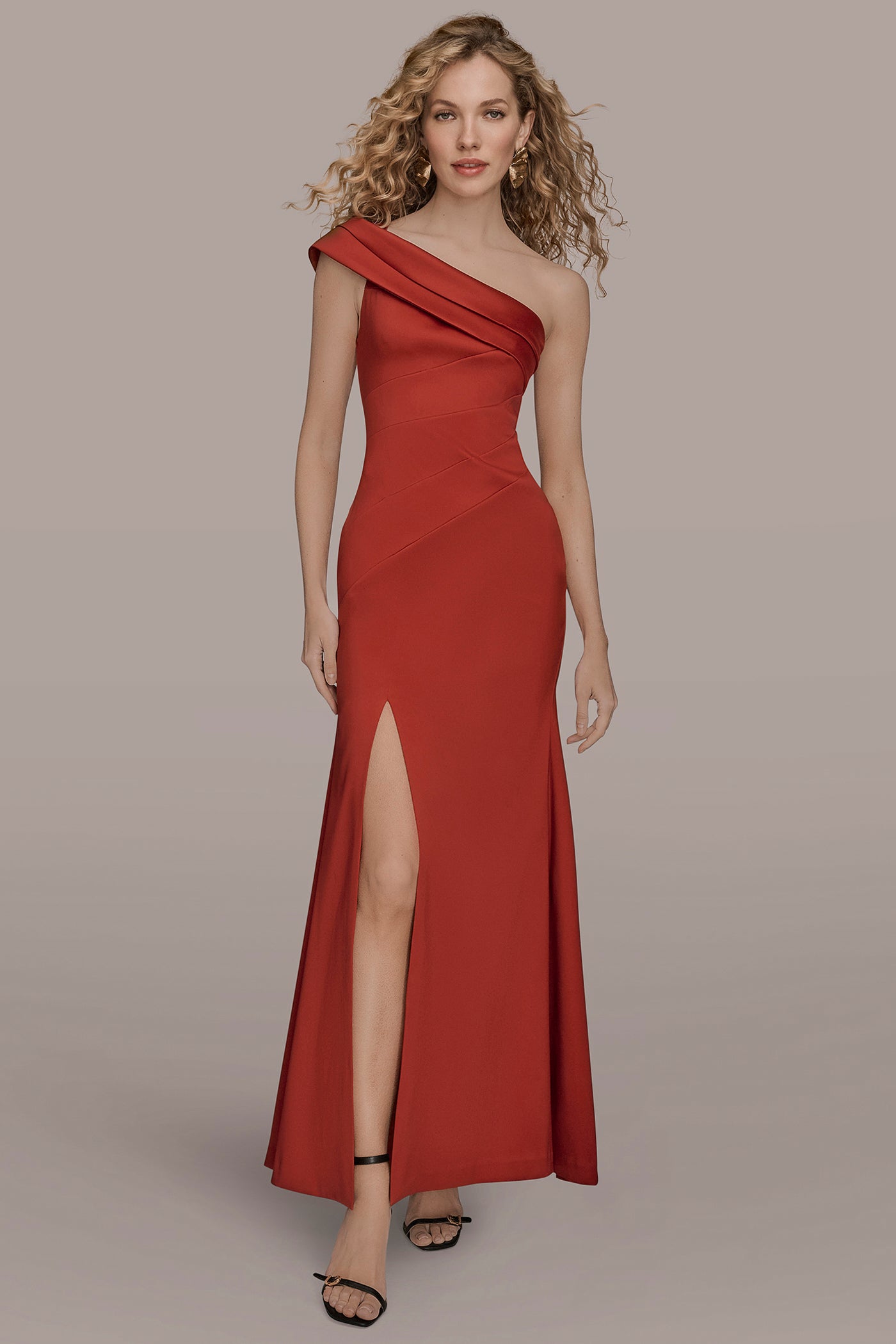 ONE-SHOULDER MIKADO GOWN | View 1 | Clothing
