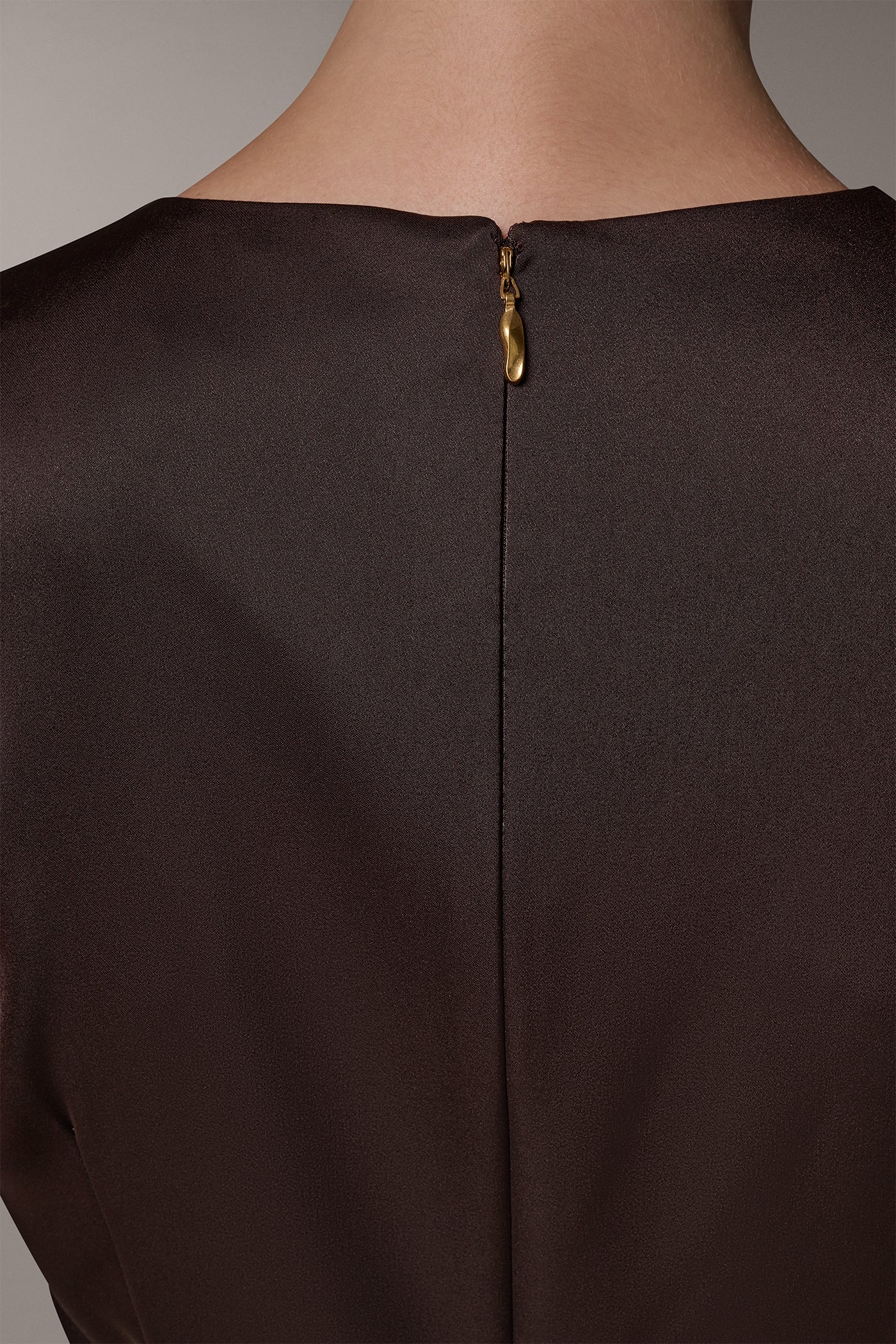 SATIN WRAP-EFFECT MIDI DRESS VIEW 5