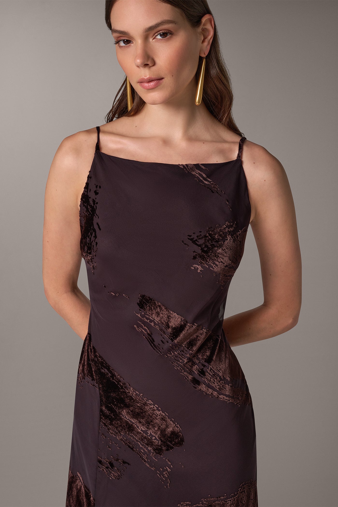 VELVET BURNOUT LOW V-BACK GOWN VIEW 6