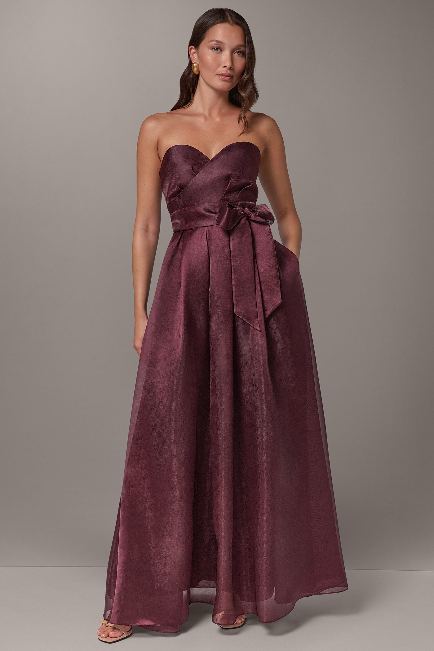 STRAPLESS SWEETHEART GOWN VIEW 1