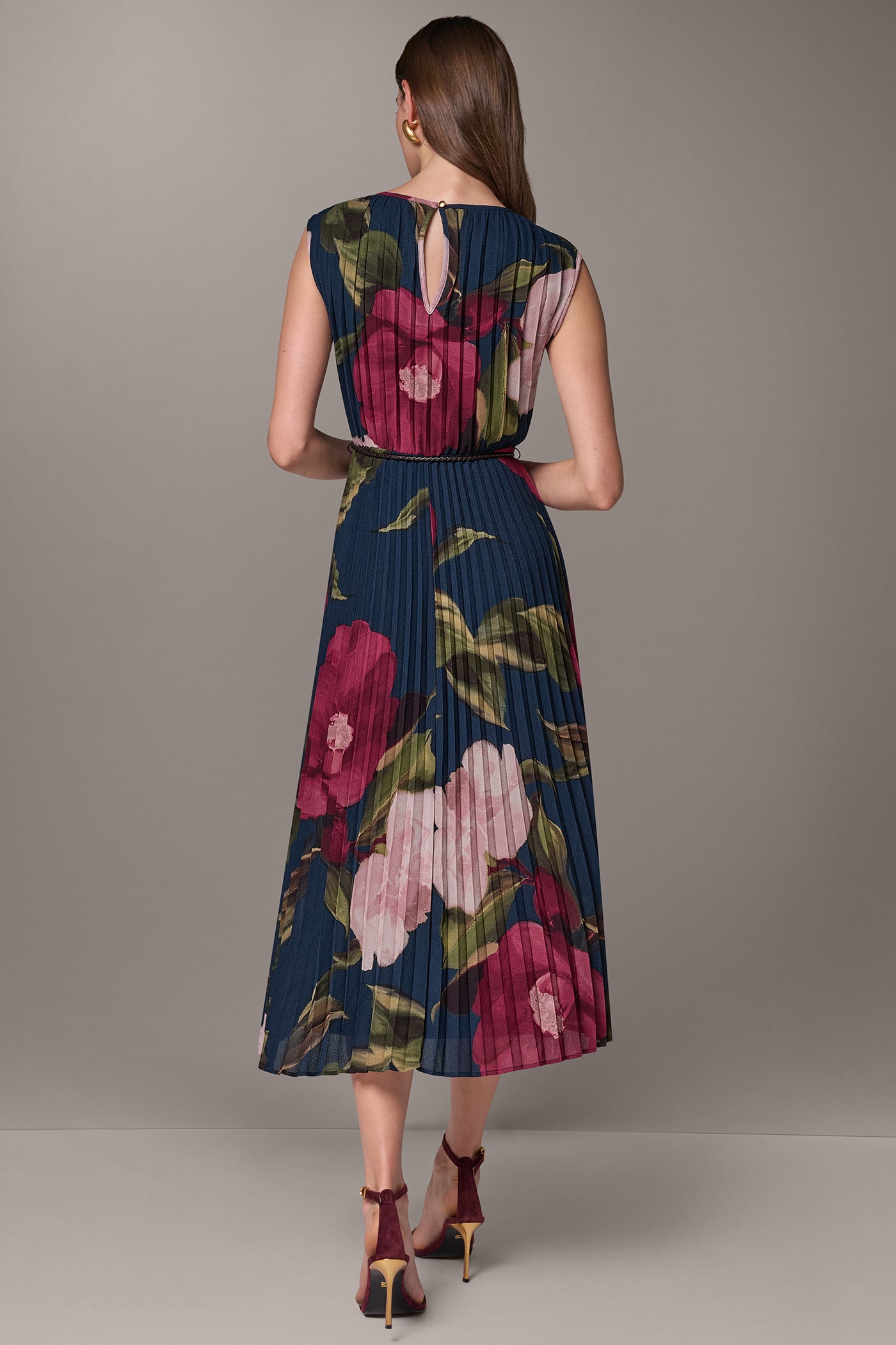 FLORAL CAP SLEEVE MIDI DRESS VIEW 3