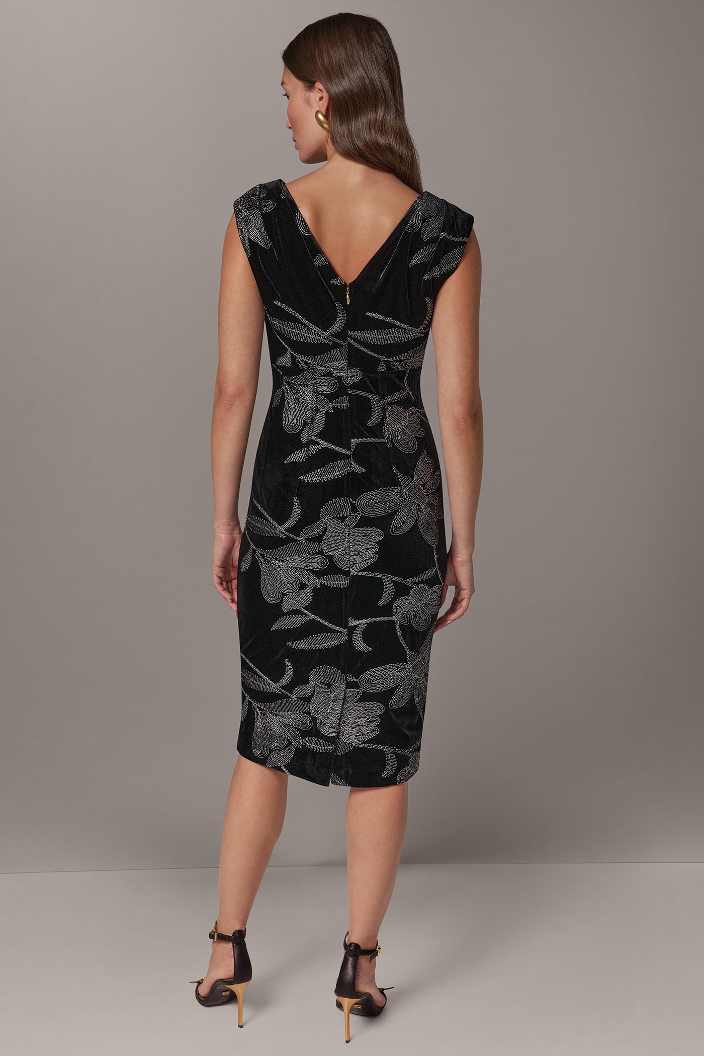 CAP SLEEVE FLORAL VELVET SHEATH VIEW 2