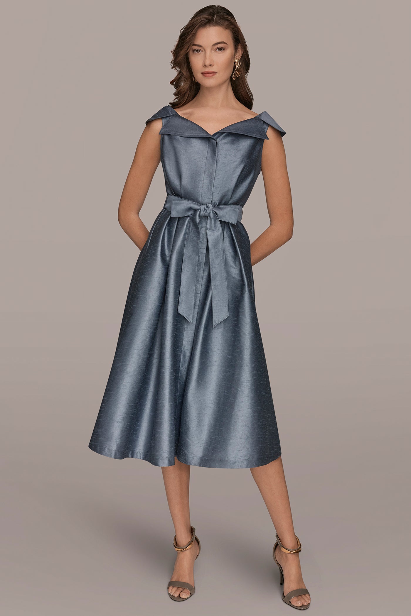 SLEEVELESS V-NECK MIDI TIE-FRONT DRESS | View 1 | Cocktail & Party