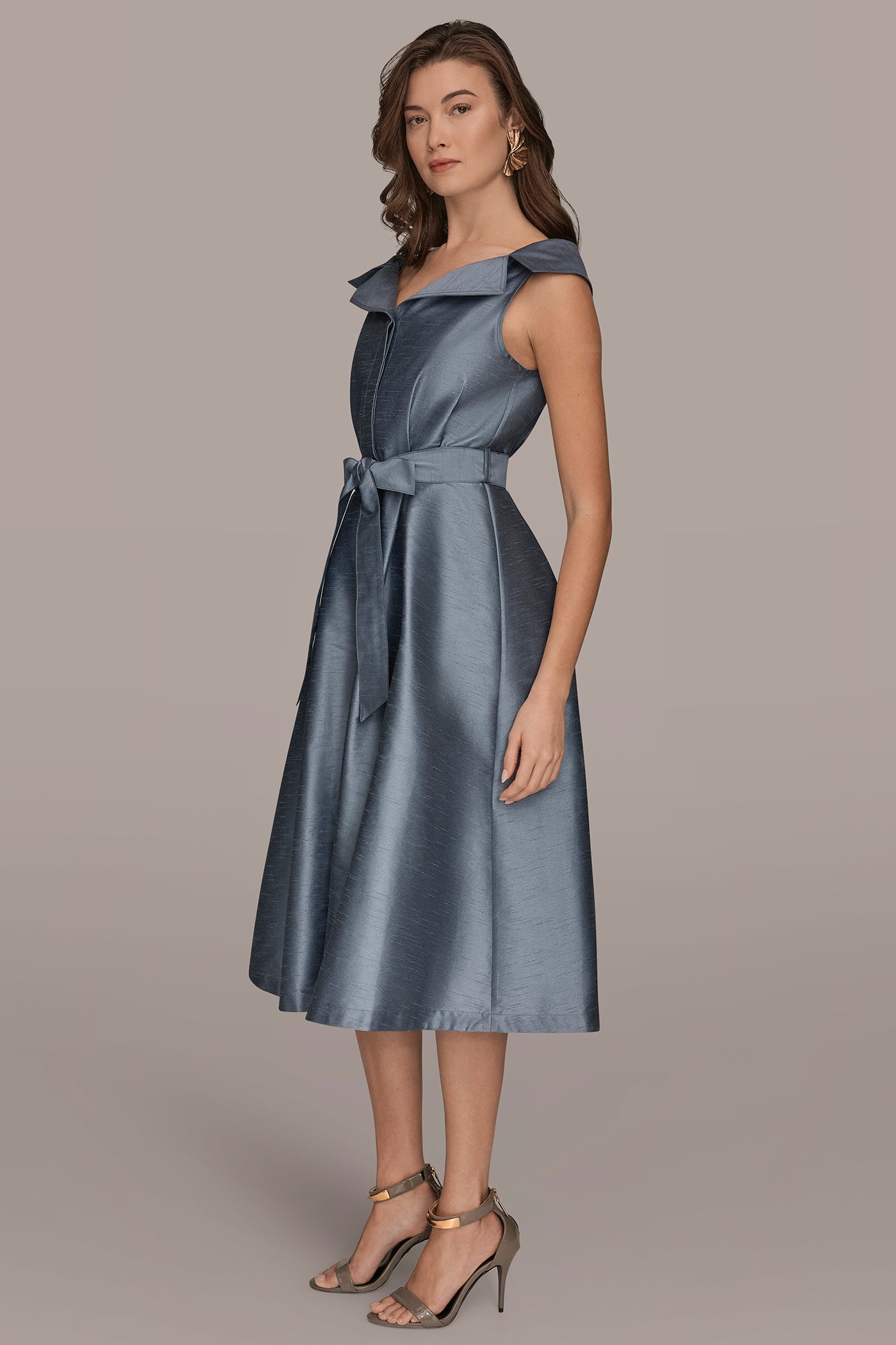 SLEEVELESS V-NECK MIDI TIE-FRONT DRESS VIEW 3 | Cocktail & Party