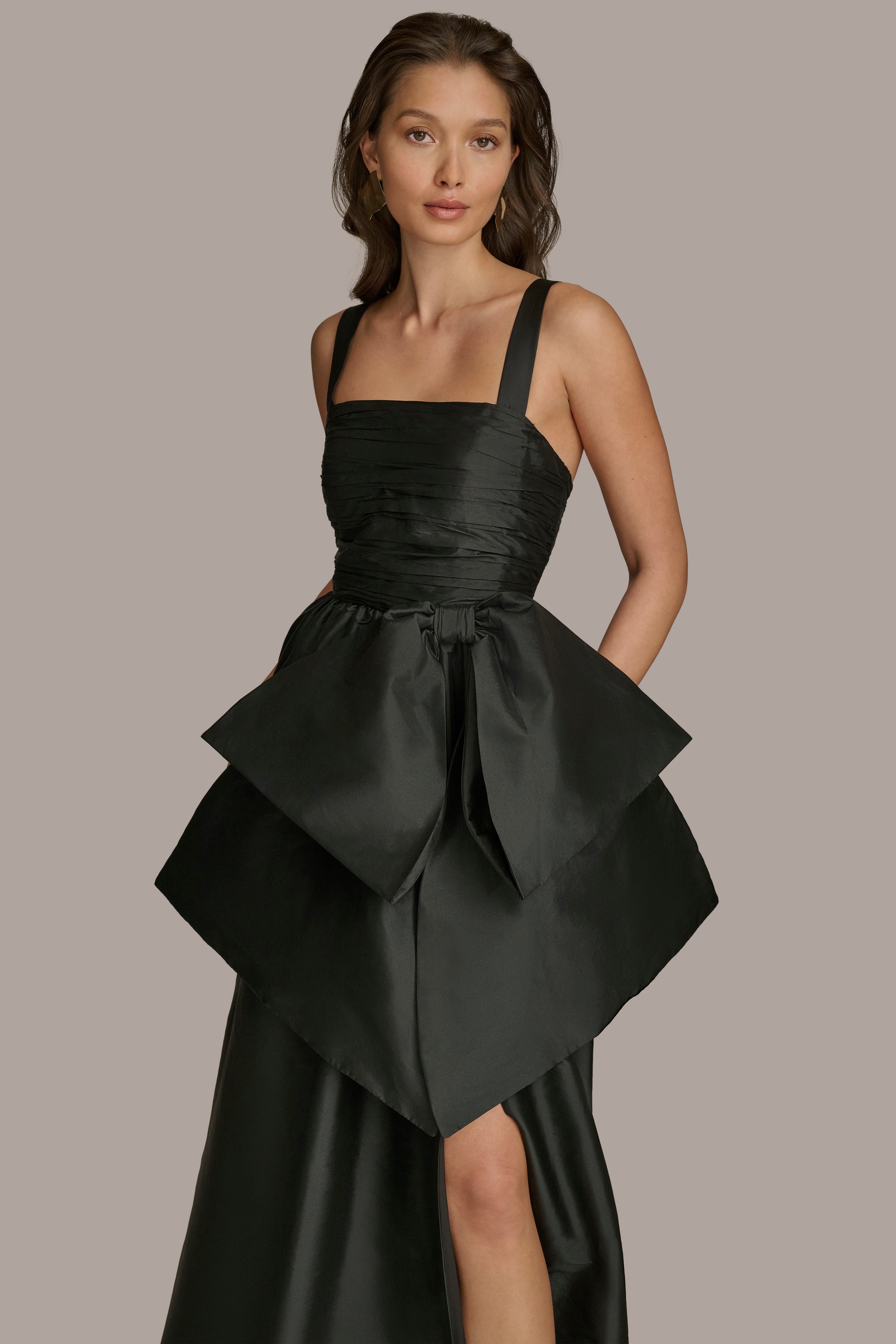 BALL GOWN WITH BIG BOW VIEW 5 | Black Dresses