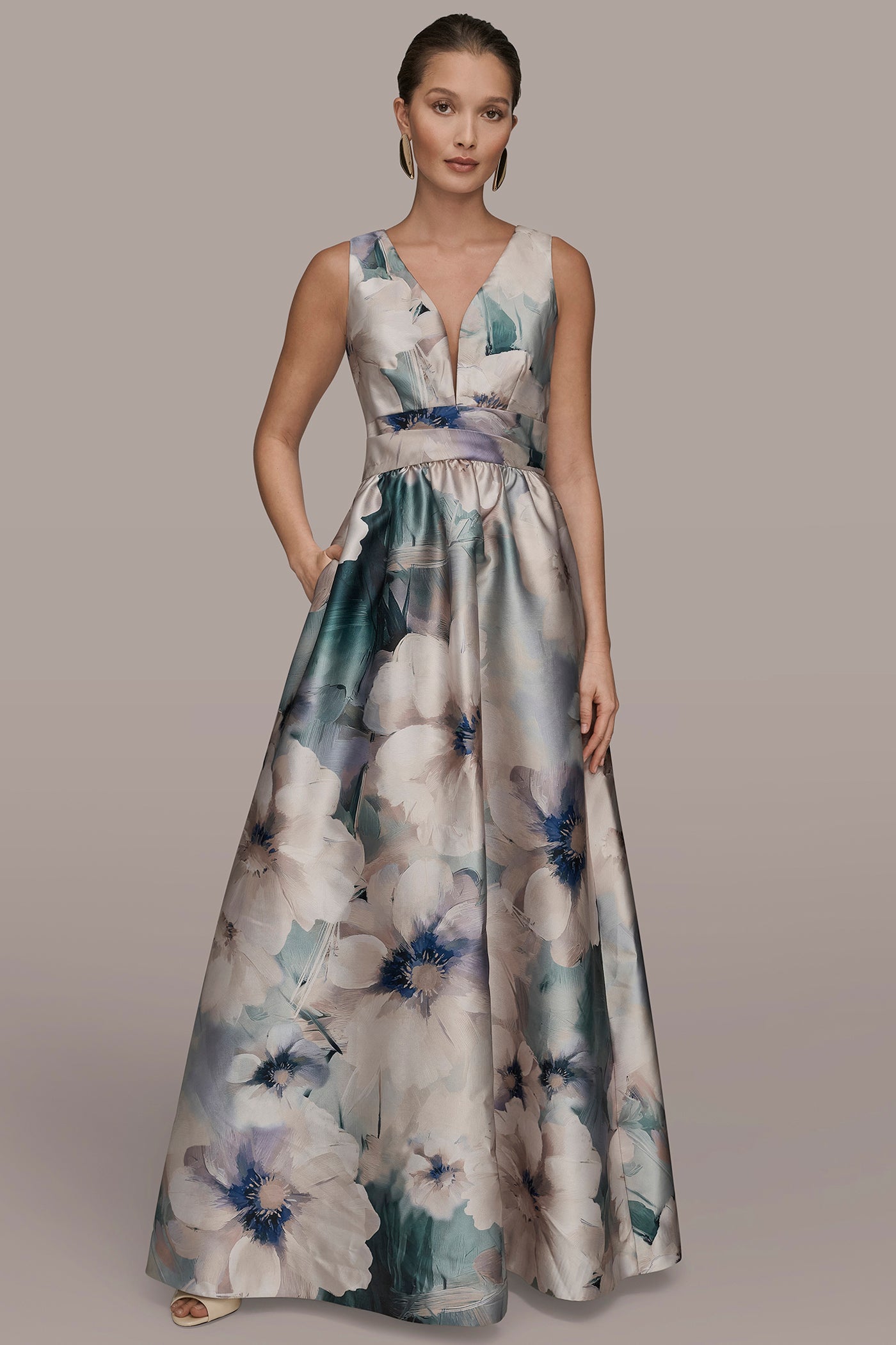 SLEEVELESS MIKADO DRESS | View 1 | Dresses & Jumpsuits