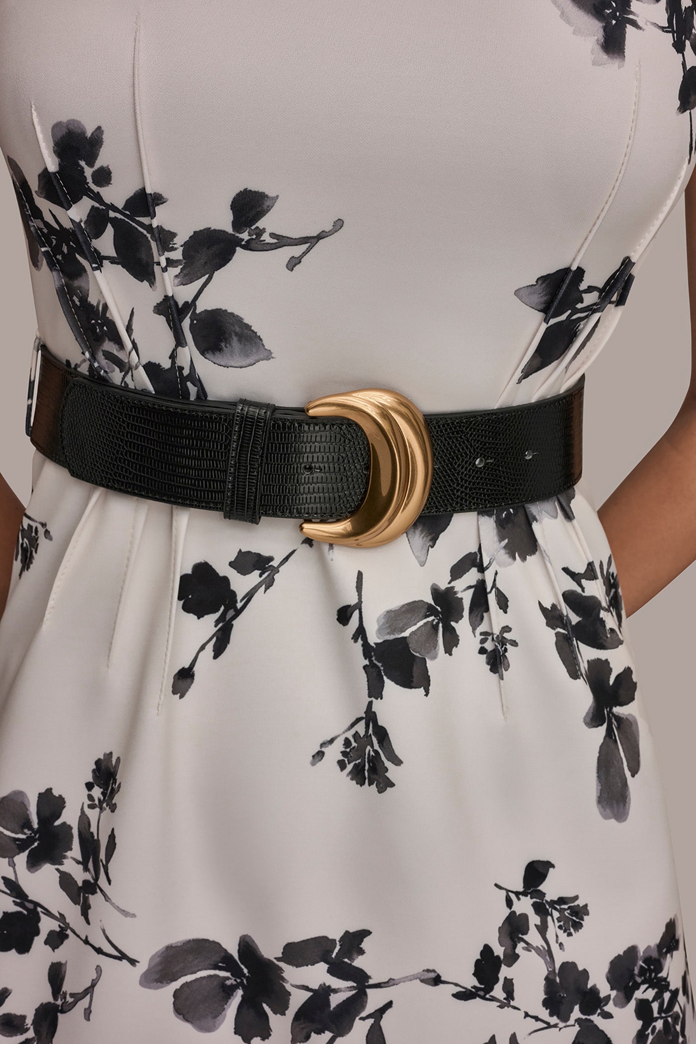 SLEEVELESS FLORAL A-LINE DRESS VIEW 5 | New Dresses