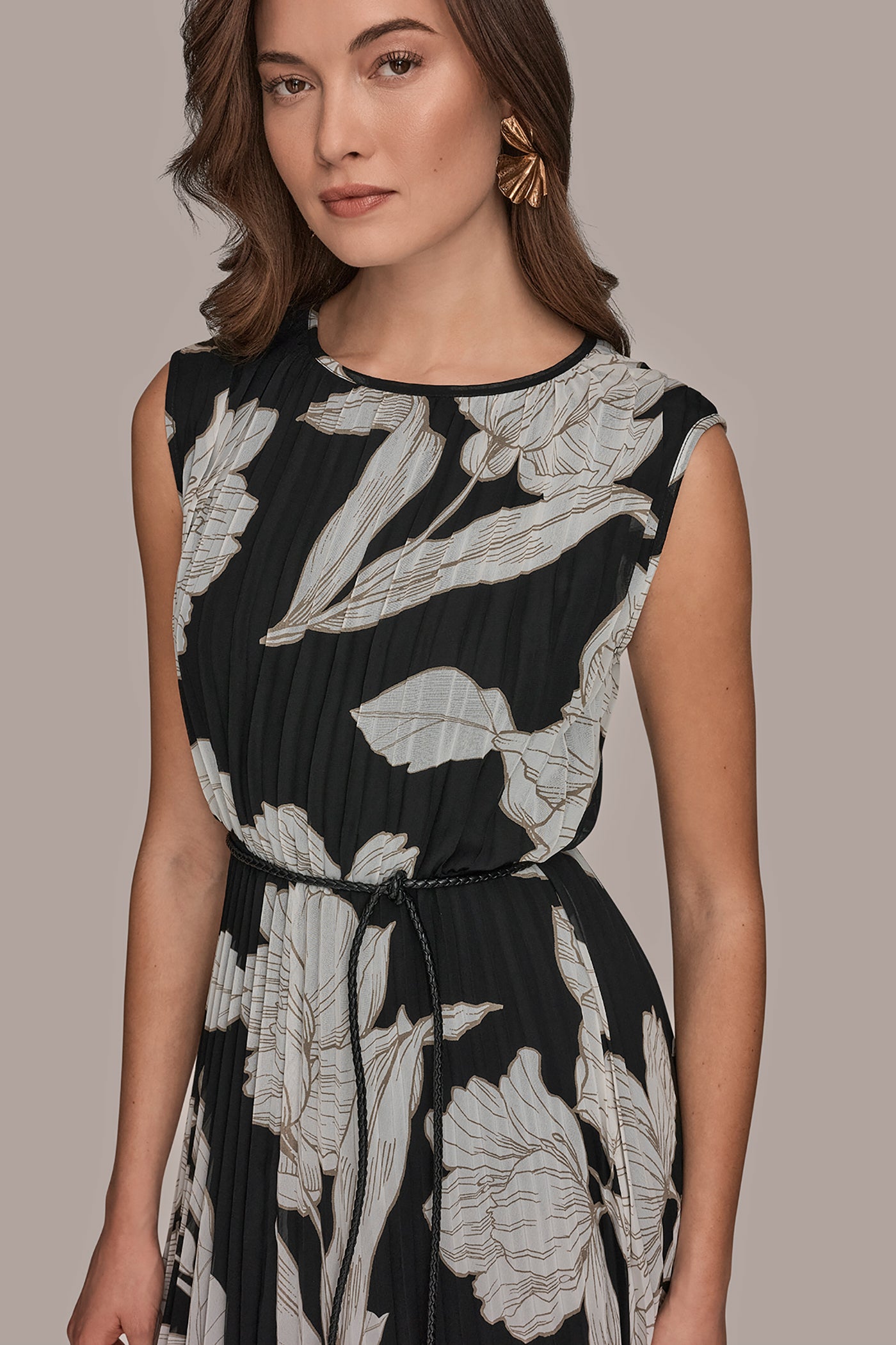 CHIFFON A-LINE MIDI DRESS WITH BELT VIEW 4