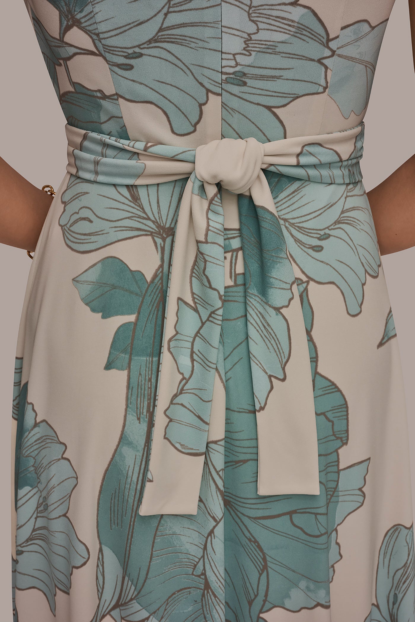 Sleeveless Floral Gathered Midi A Line Dress | A-Line Dress | Donna Karan Sleeveless Floral Gathered Midi A Line Dress | A-Line Dress | Donna Karan