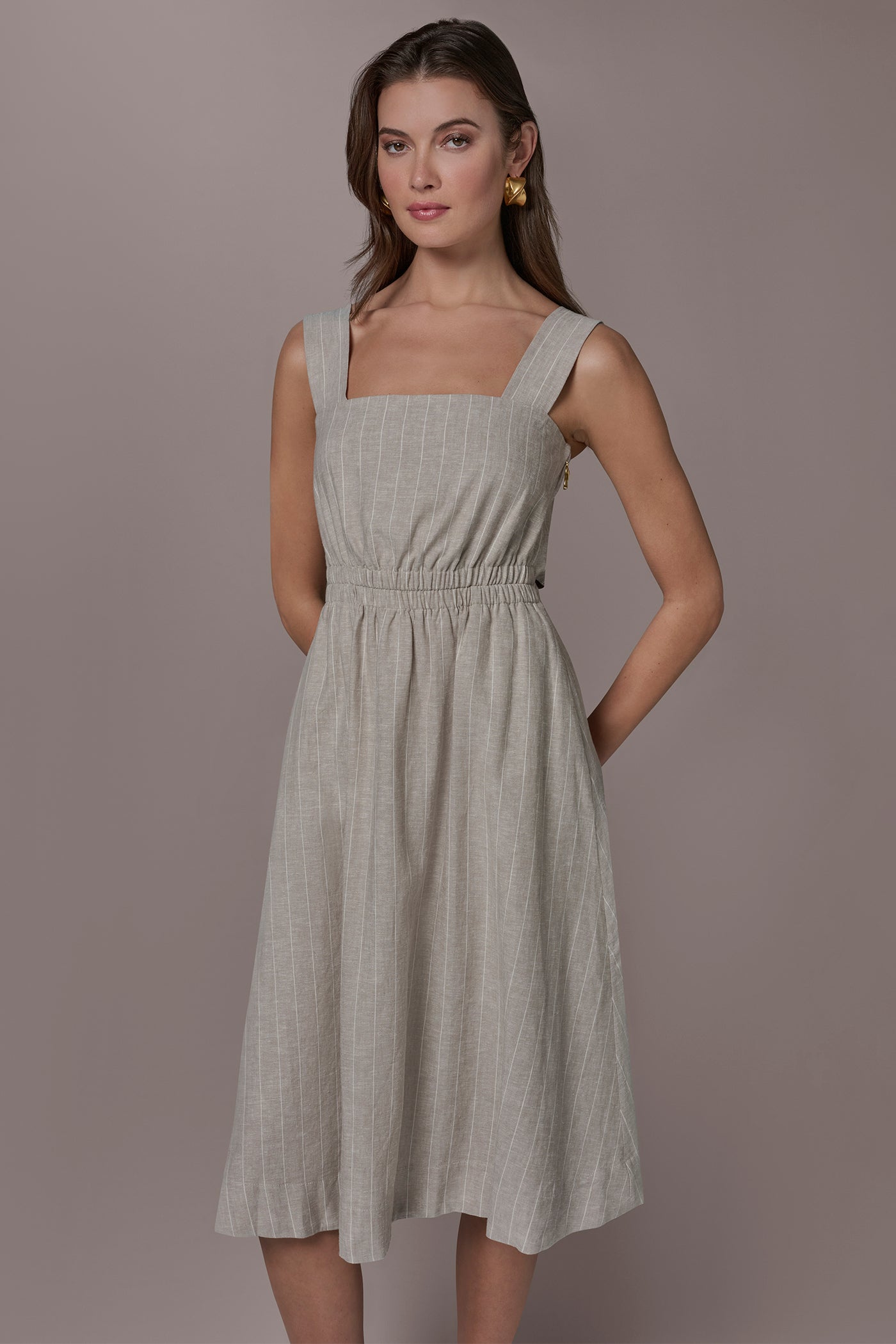 linen blend midi dress Sorrento - / Vibrant Red- Size2XS Designed with a scoop neckline Donna Karan Women's Linen-Blend Pinstripe
