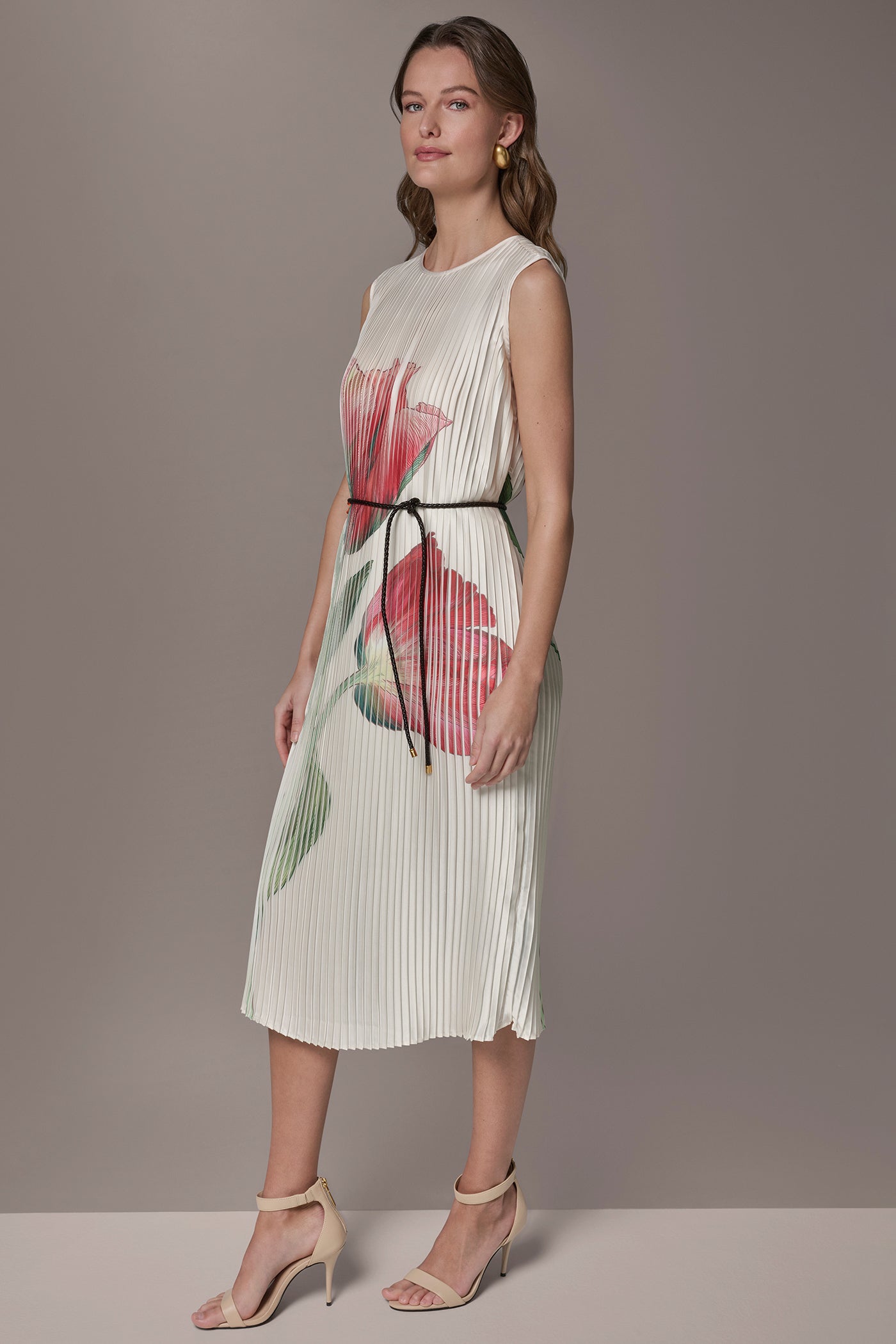 FLORAL PLEATED MIDI A-LINE DRESS VIEW 3 | New clothing