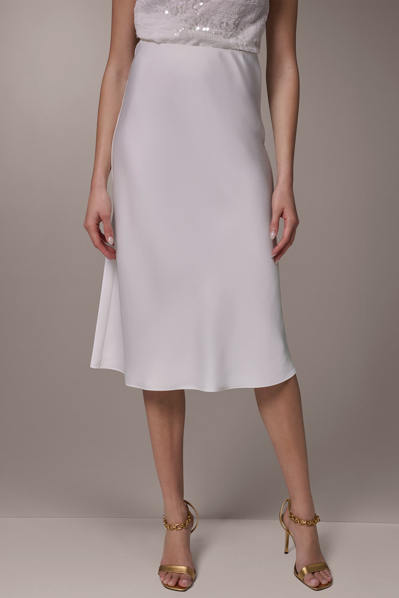 BIAS MIDI SKIRT | View 1 | Clothing