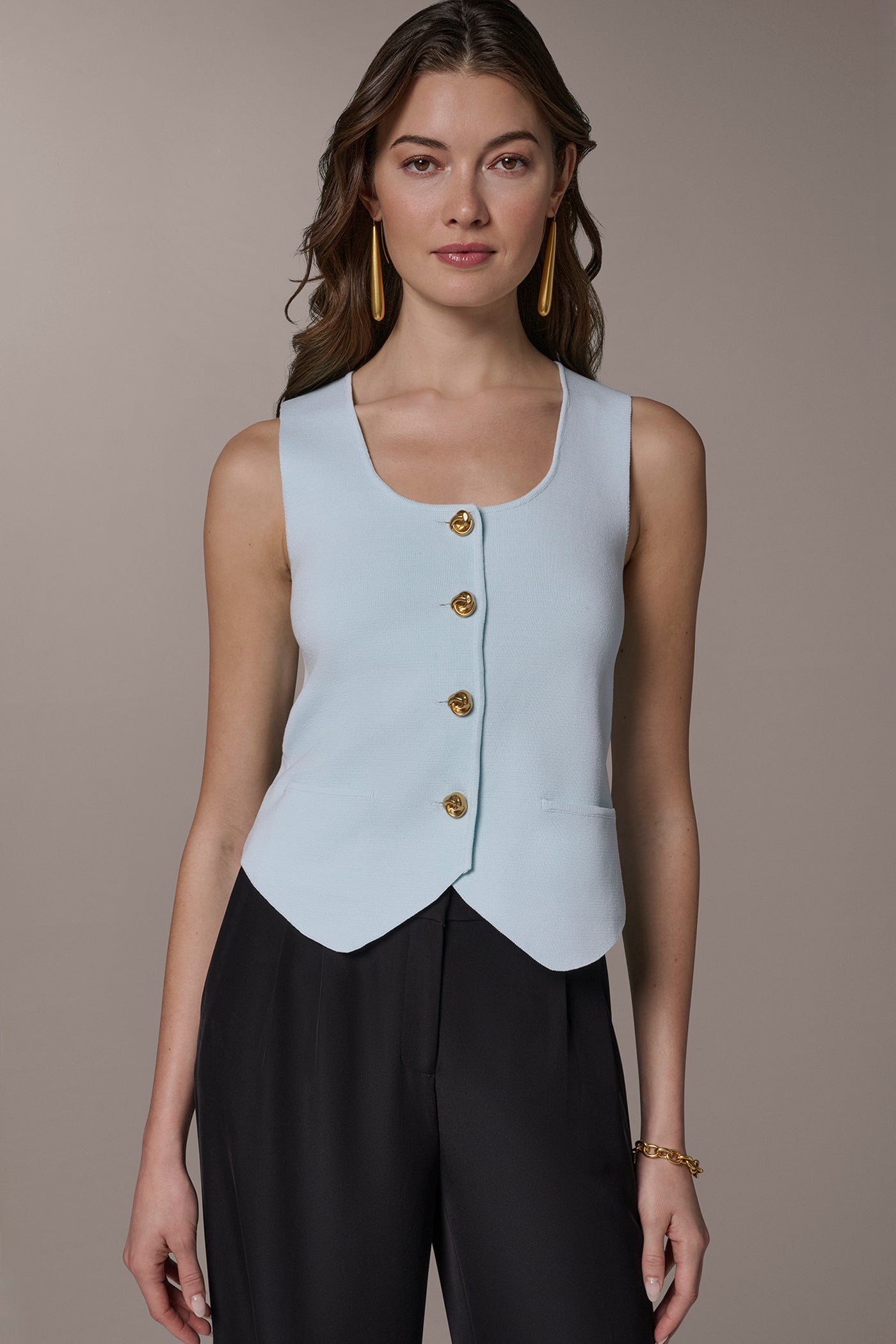 SCOOP NECK BUTTON-UP VEST | View 1 | Clothing