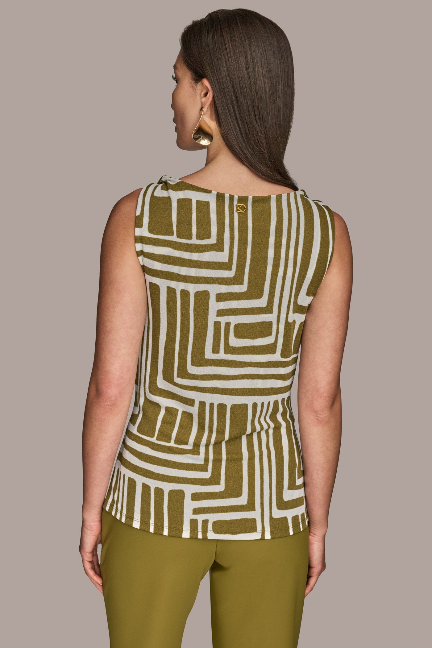 TWIST SHOULDER TOP | View 2 | Tops