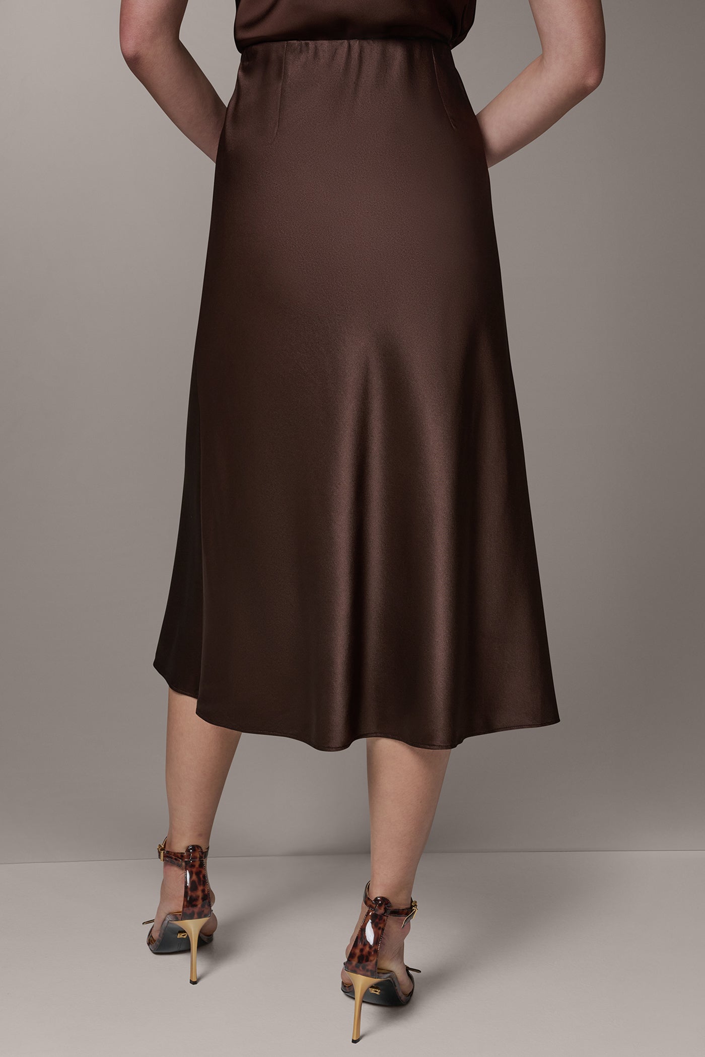 BIAS MIDI SKIRT VIEW 2