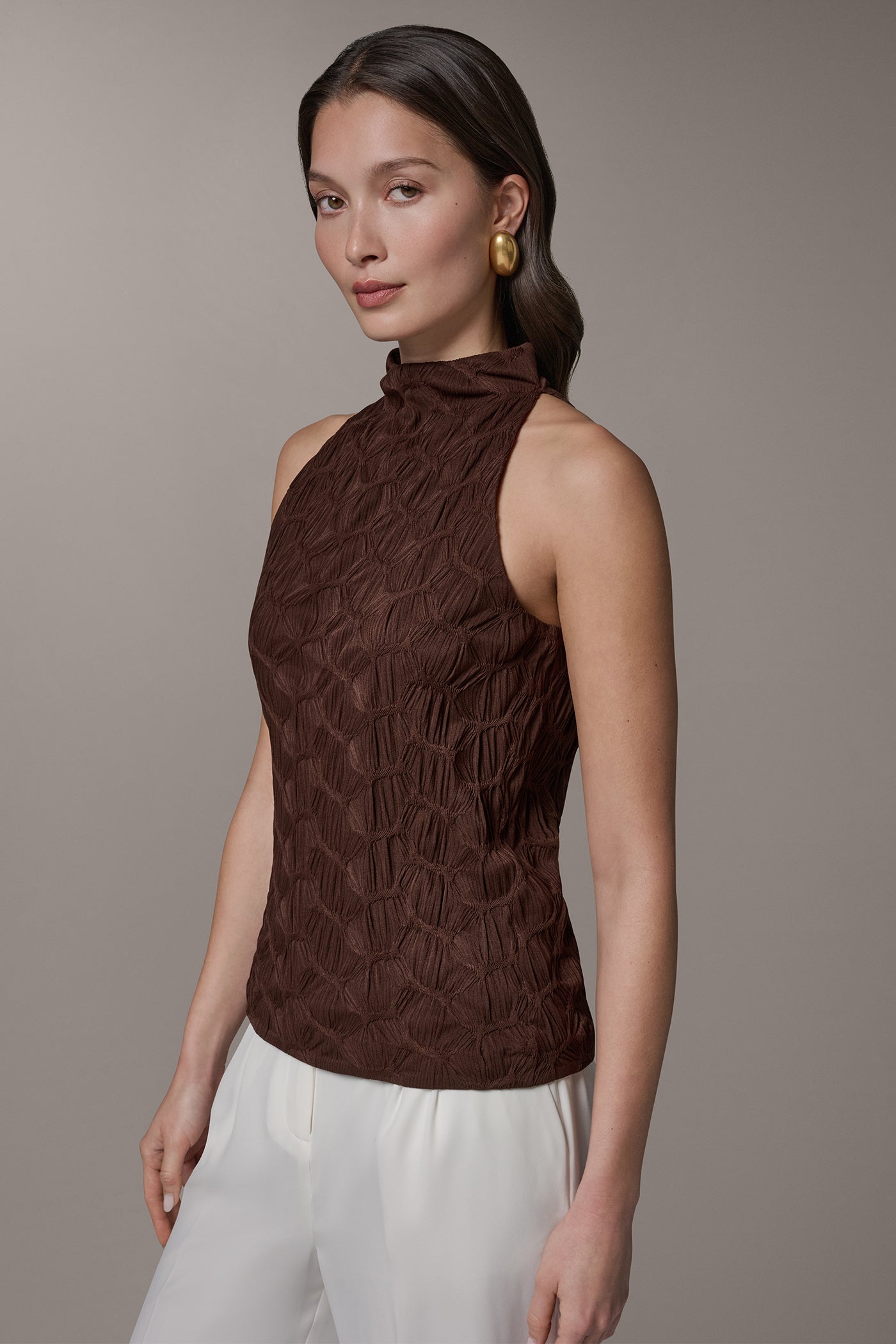SLEEVELESS MOCK NECK BLOUSE VIEW 4