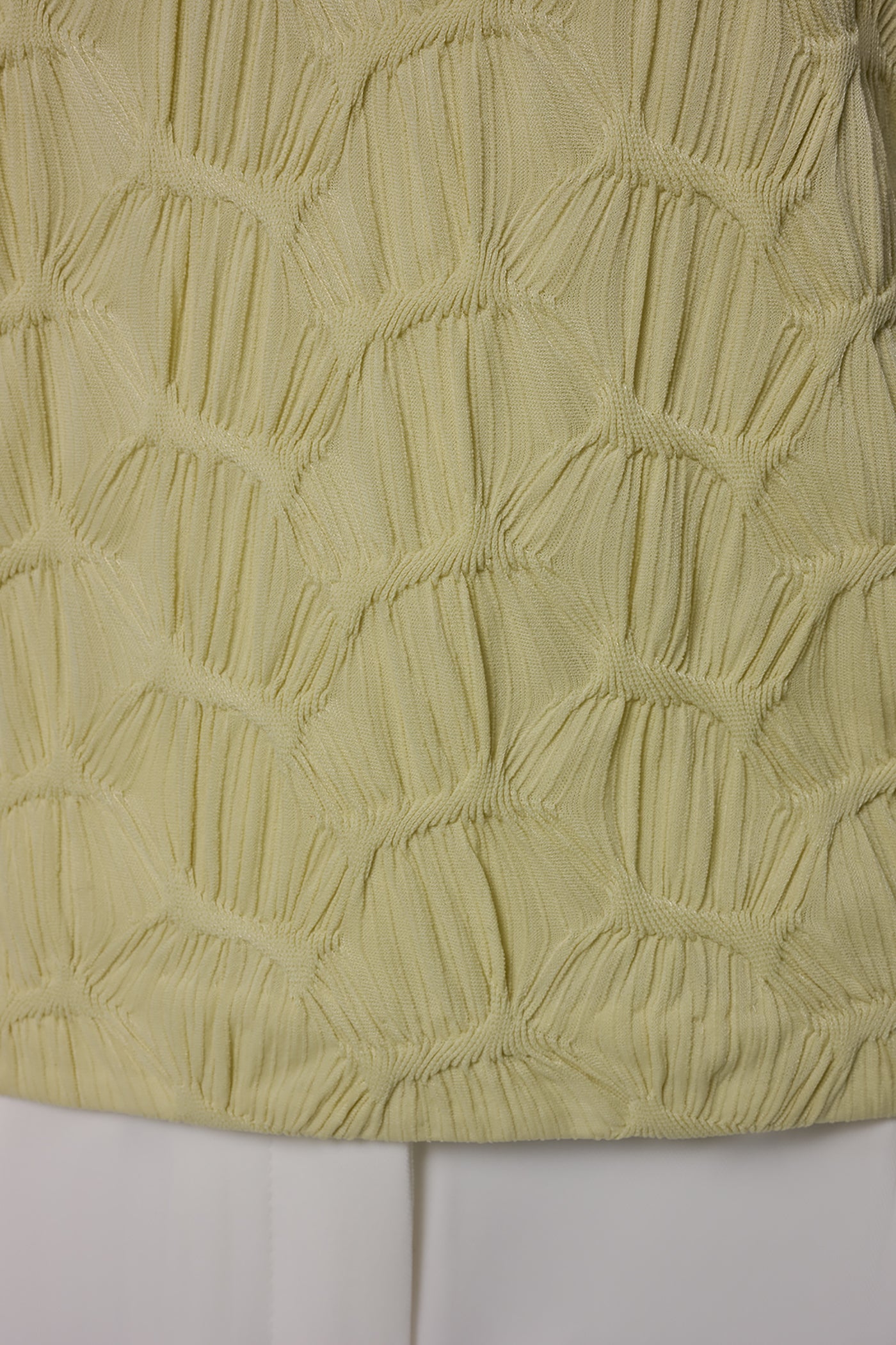 SLEEVELESS MOCK NECK BLOUSE VIEW 6