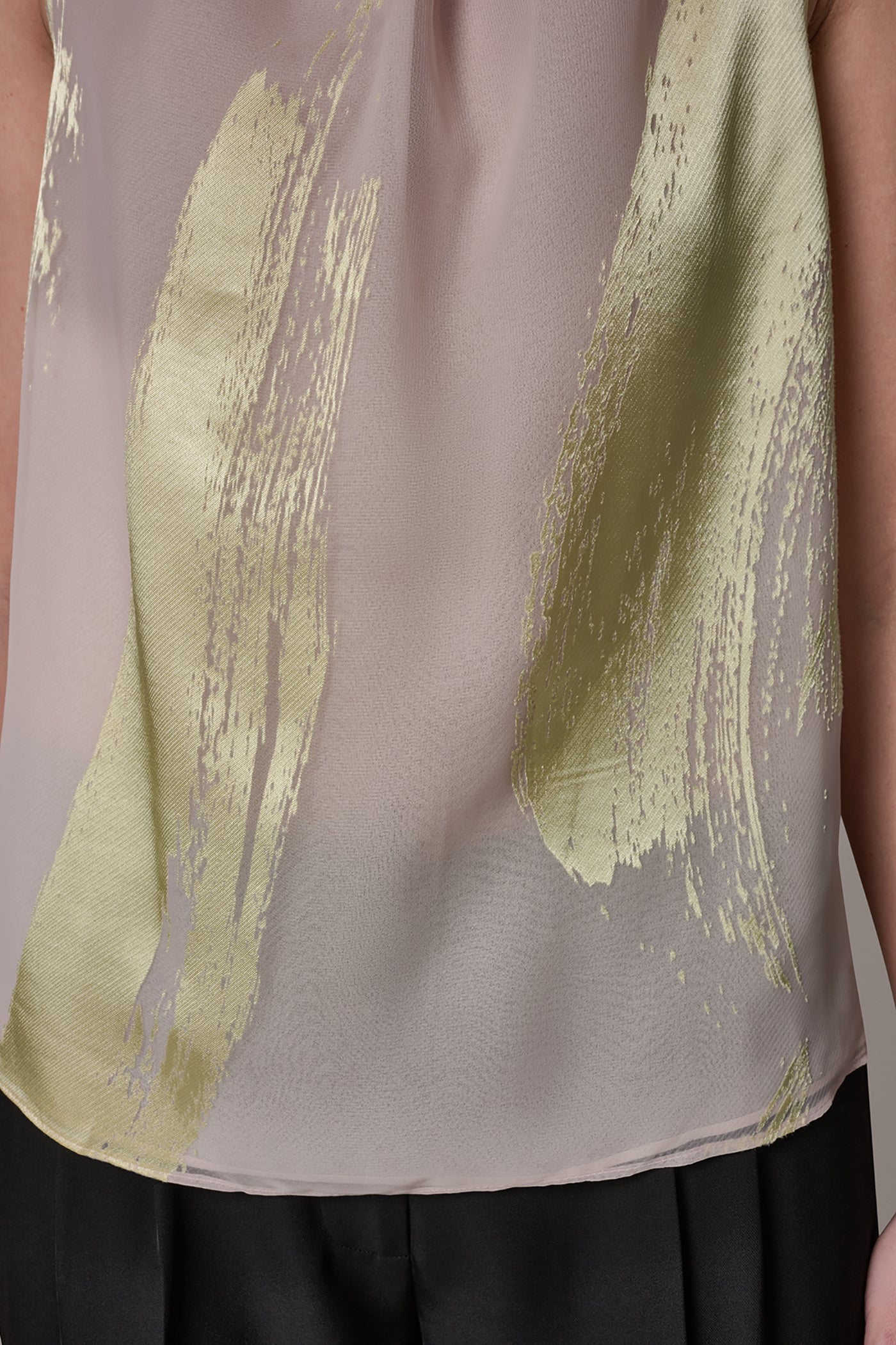 SLEEVELESS MOCK NECK BLOUSE VIEW 7 | Tops