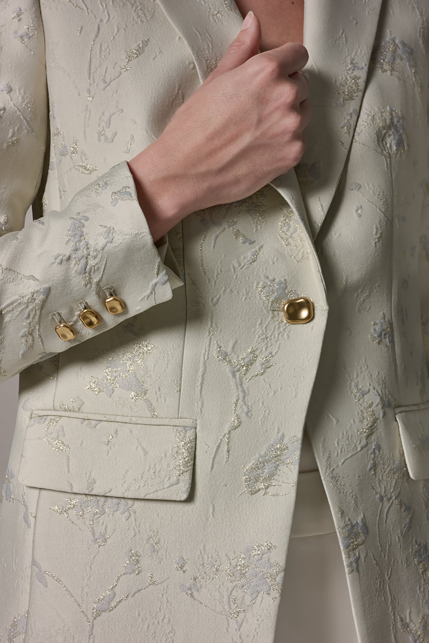 FLORAL SUIT BLAZER (alternate view)