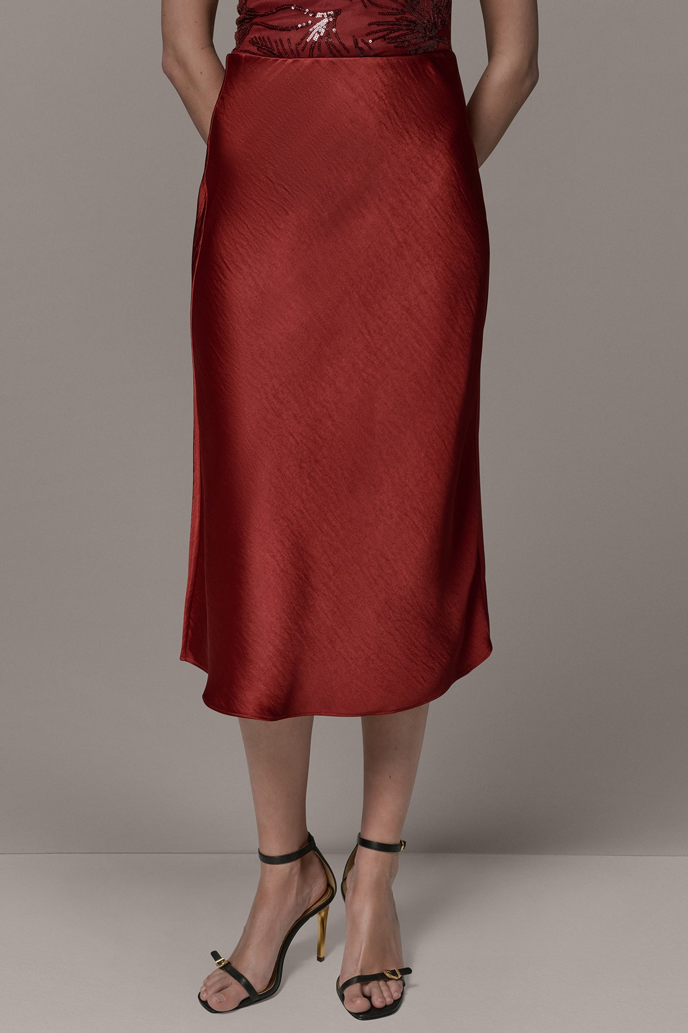 MIDI SKIRT