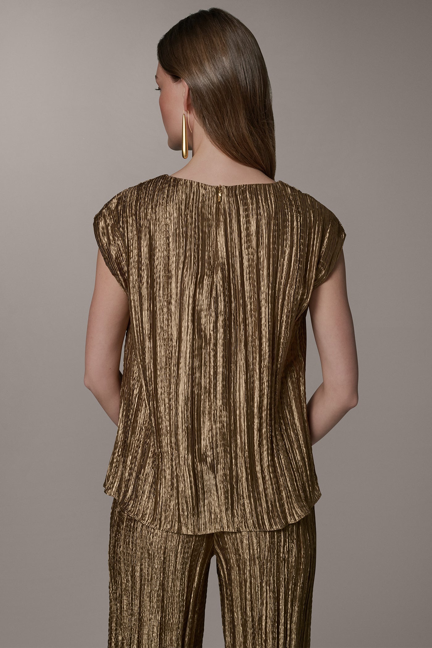 SLEEVELESS METALLIC PLEAT BLOUSE VIEW 3 | Tops