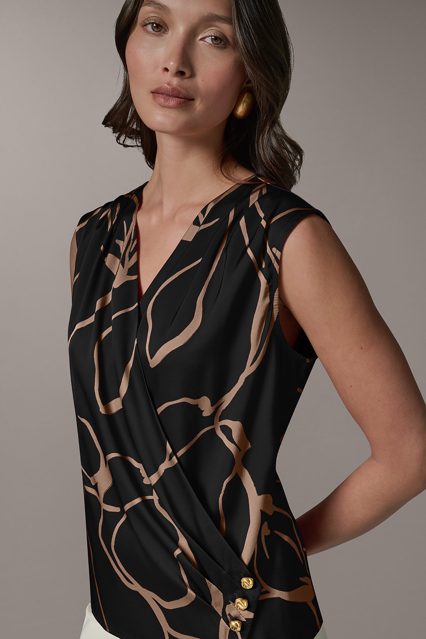 SLEEVELESS WRAP EFFECT PRINT BLOUSE VIEW 4 | Tops