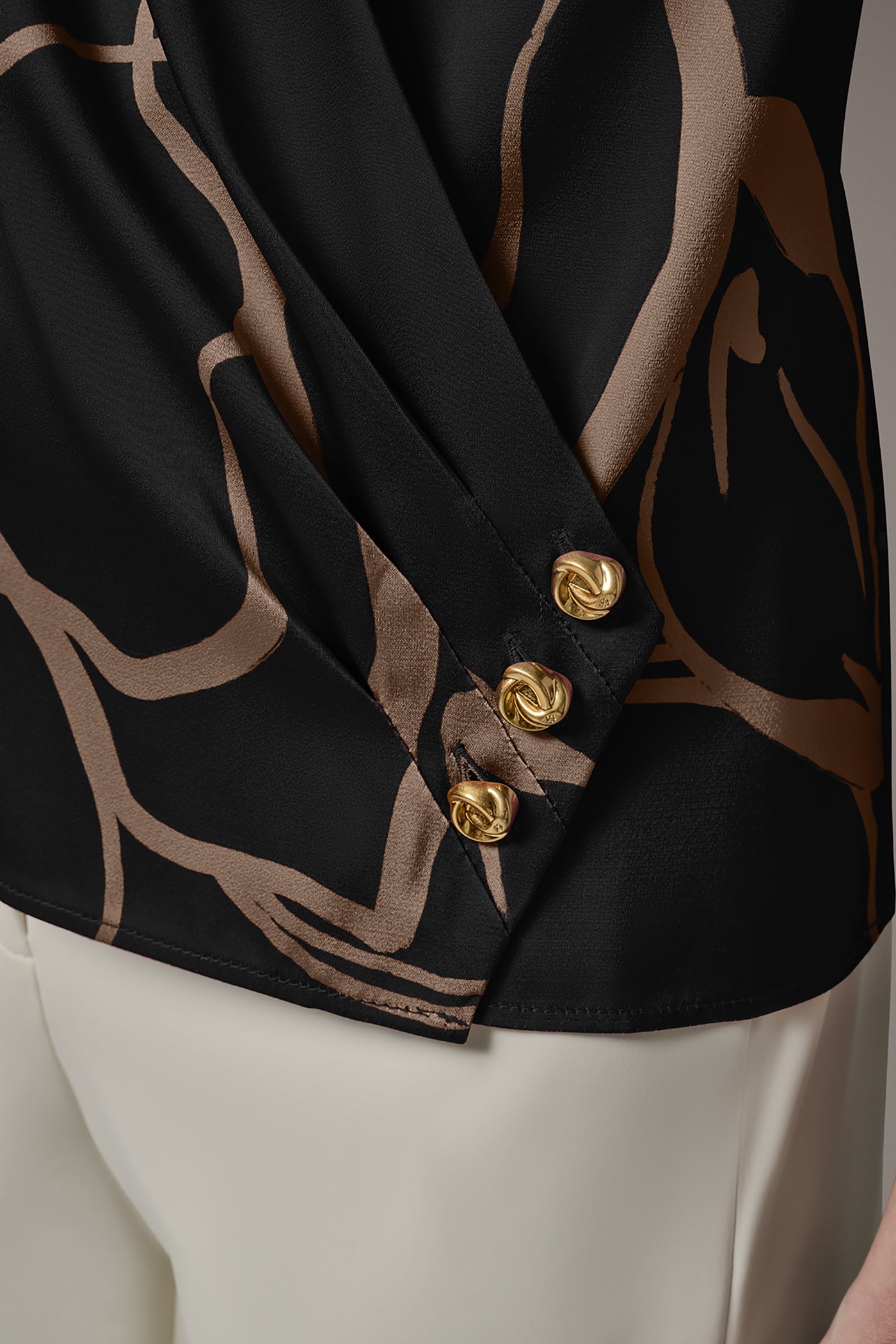 SLEEVELESS WRAP EFFECT PRINT BLOUSE VIEW 6 | Tops