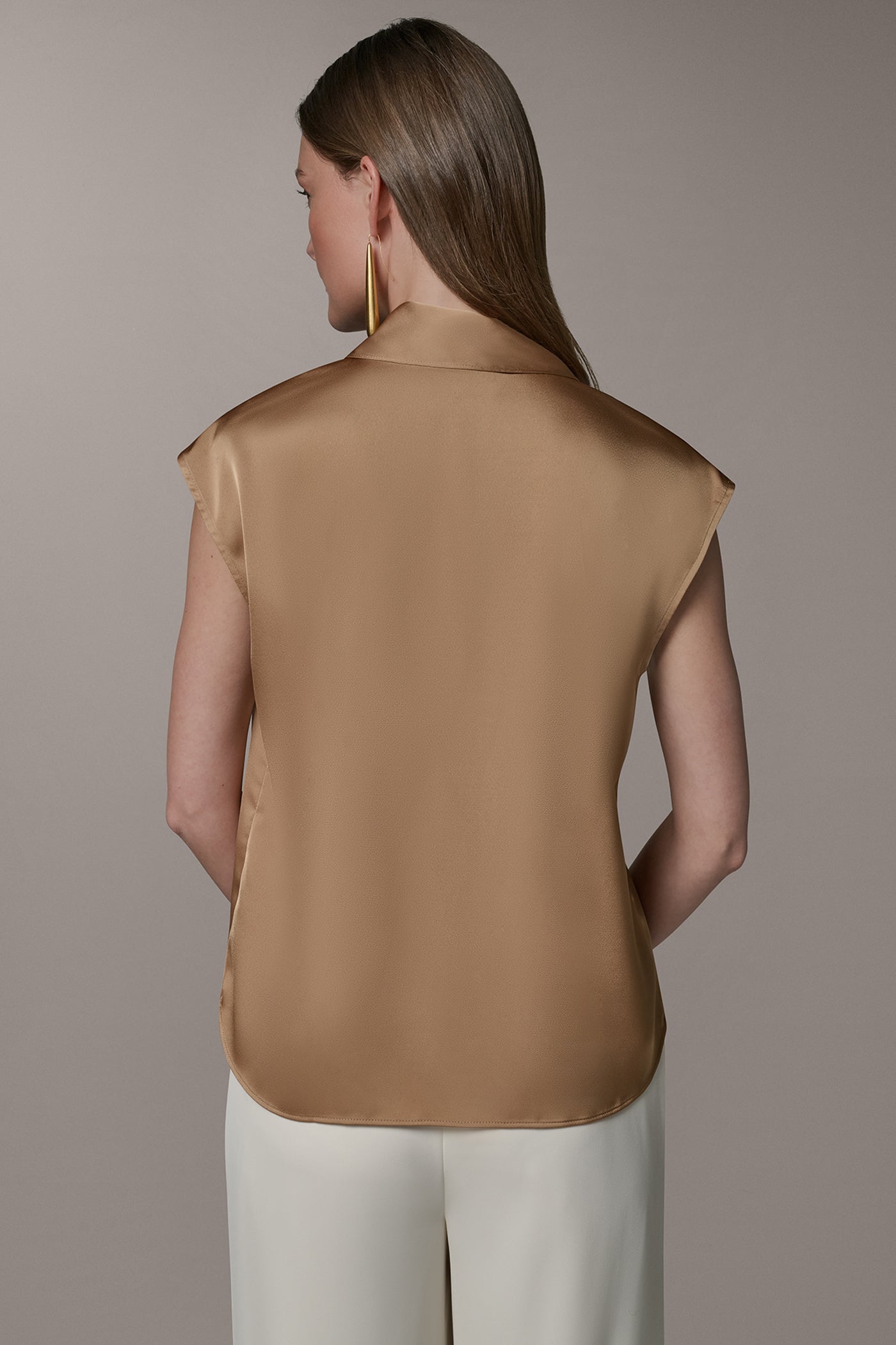 SLEEVELESS TIE BLOUSE (alternate view)