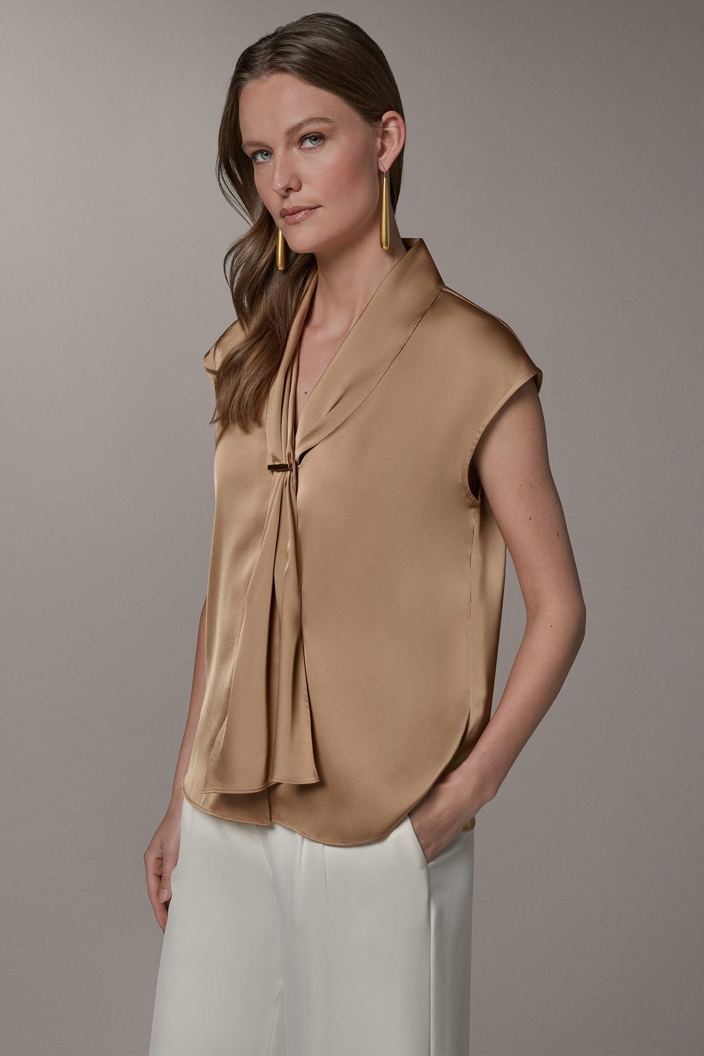 SLEEVELESS TIE BLOUSE VIEW 3 | Tops