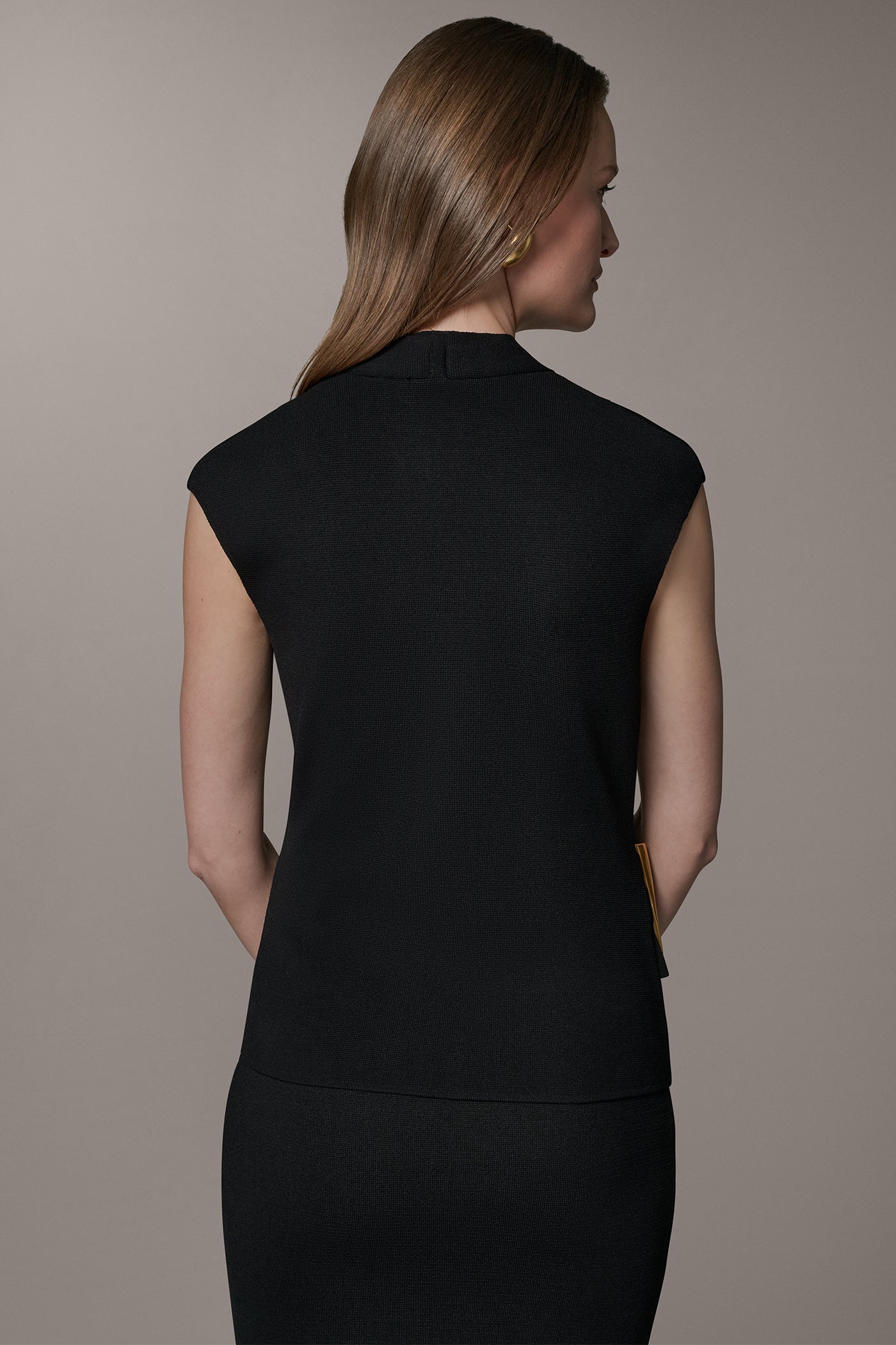 V-NECK WRAP-EFFECT TOP VIEW 3 | Office To Evening