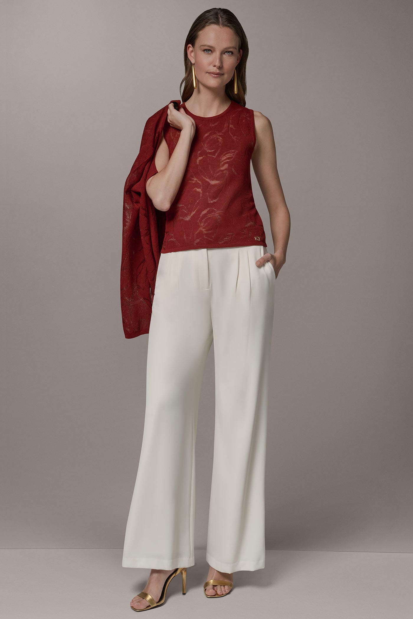 CREW NECK TOP VIEW 9 | Tops